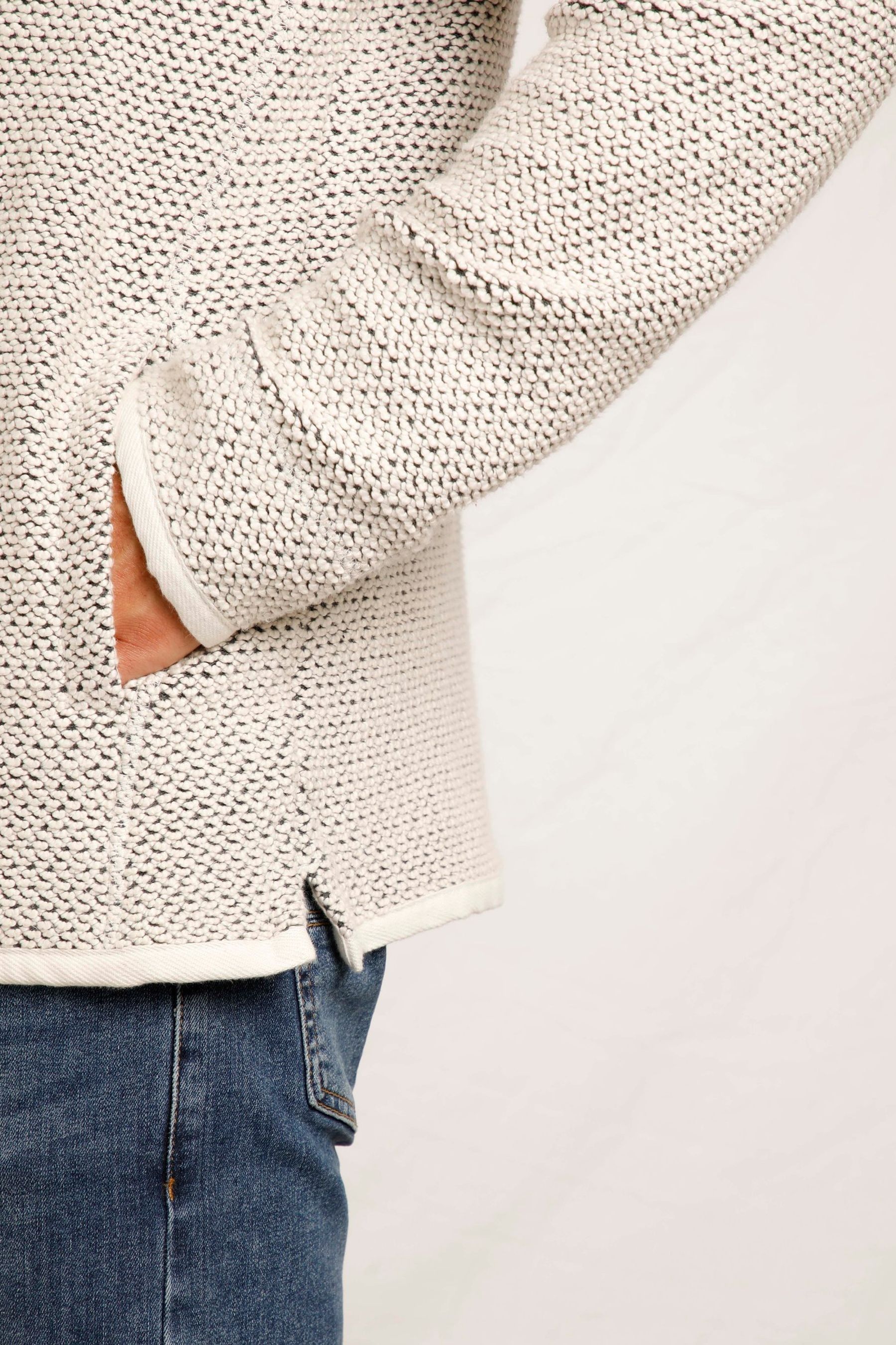 Kaufe Sie Cream Weird Fish Stern Eco Macaroni Pullover mit 1 4 ReiBverschluss bei Next Deutschland