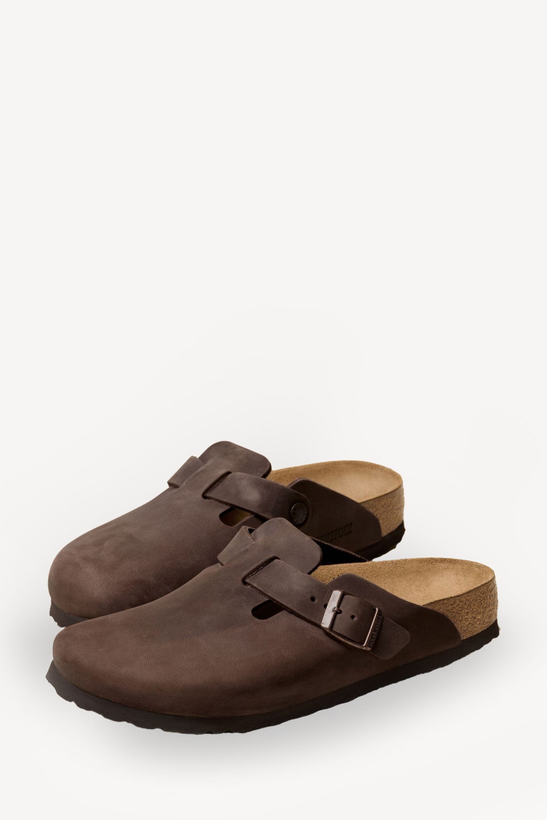 Brown leather clogs discount