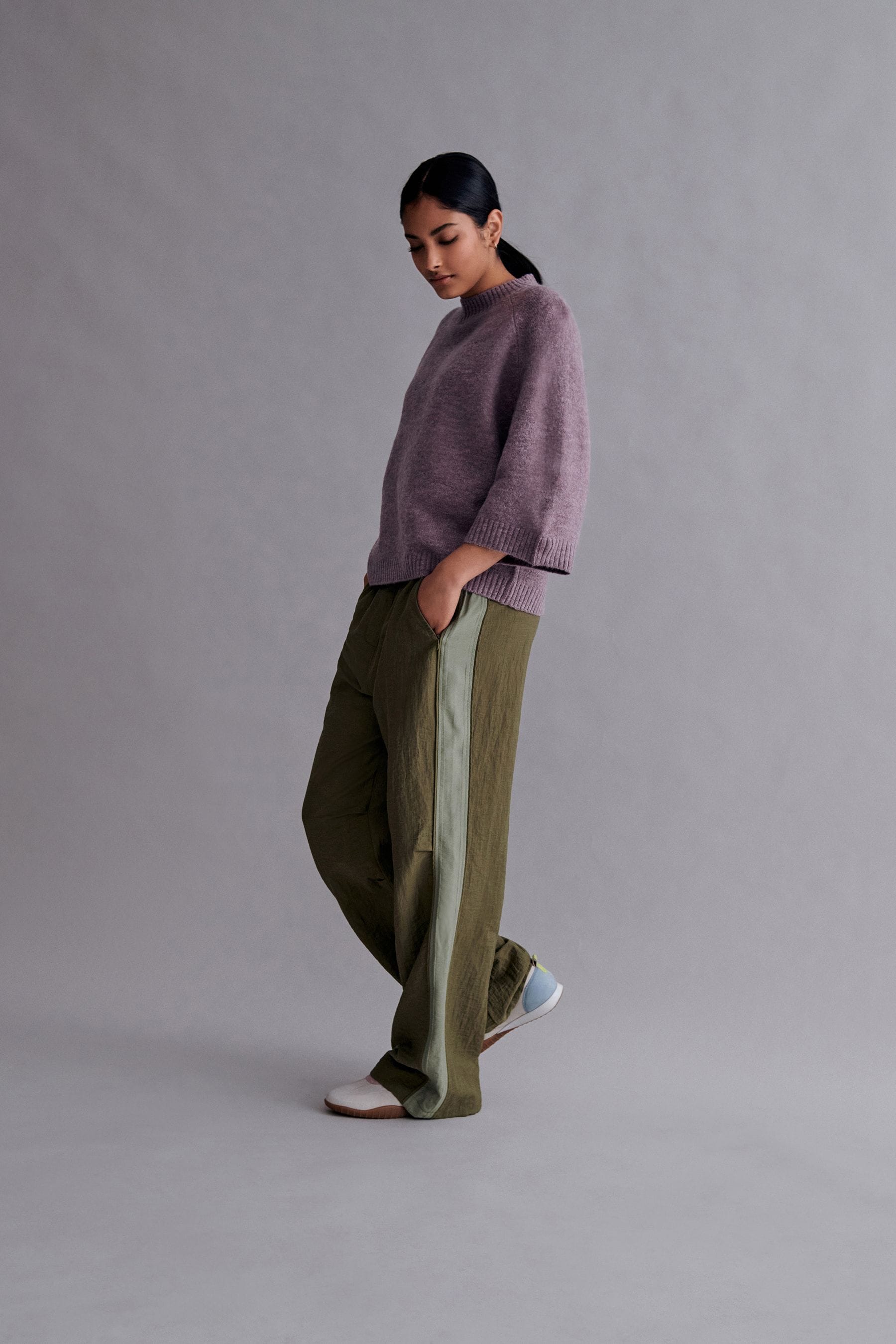 Green side deals stripe pants