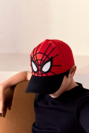 En color rojo de Spider-Man - Gorra de algodón 100 % con diseño oficial (1-16 años) - Imagen 2 de 4