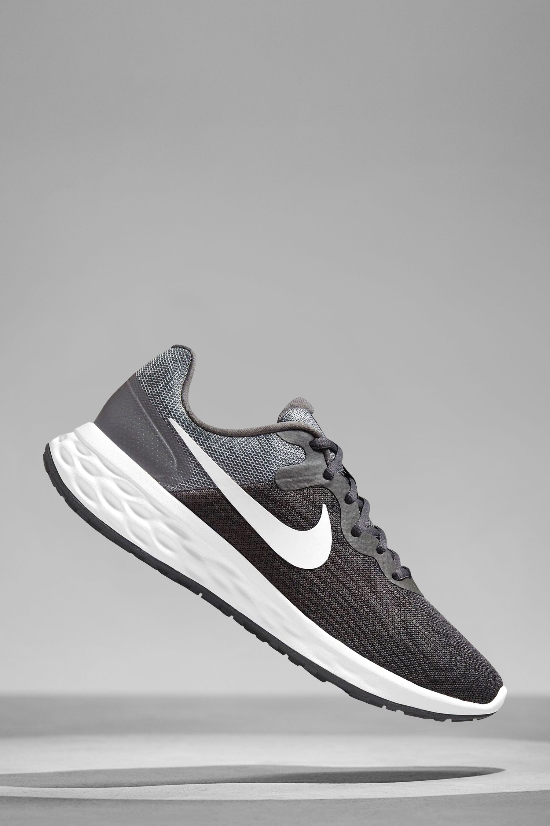 Grey nike running trainers cheap
