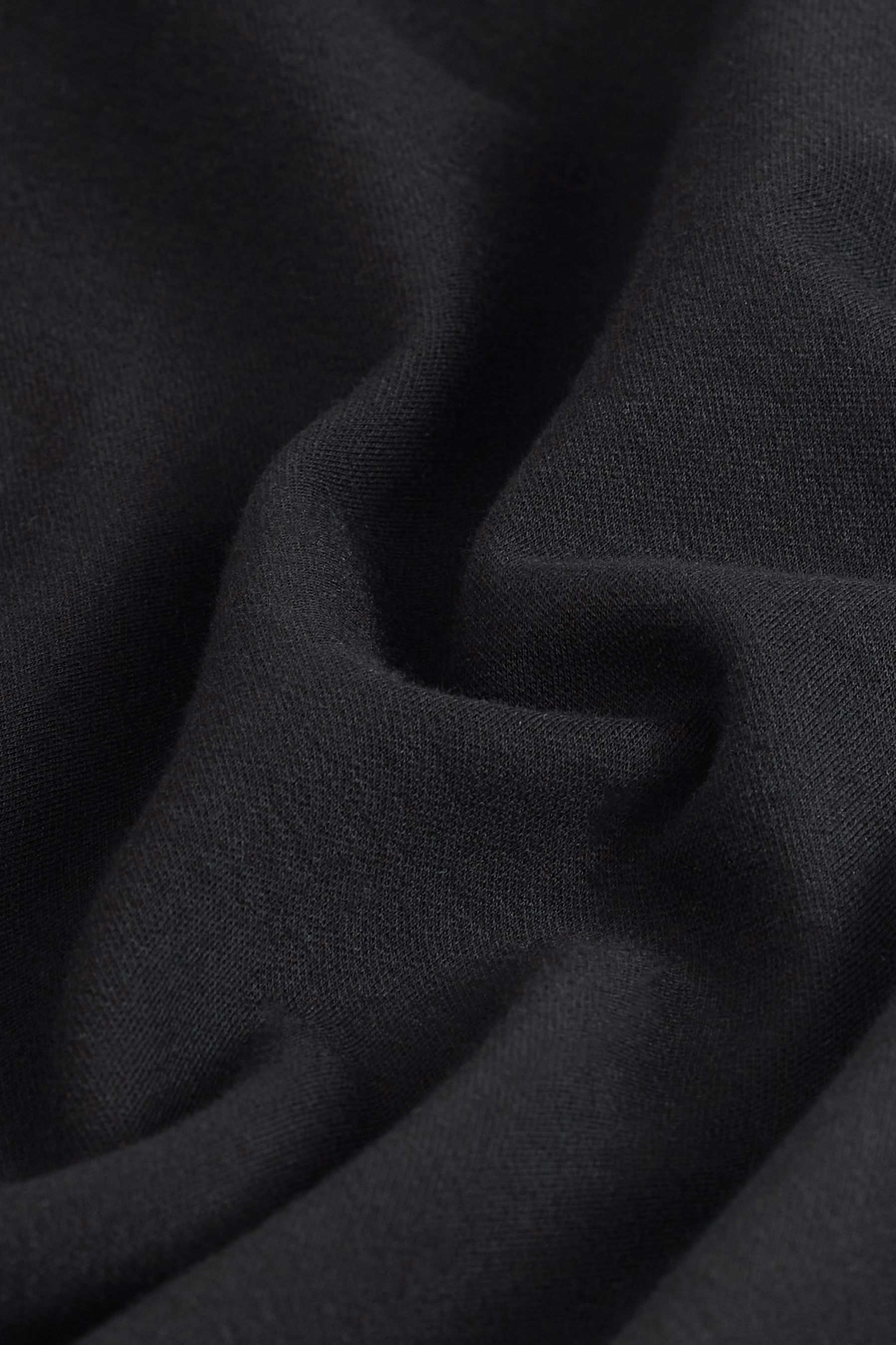 Black full sleeve t shirt online shopping top