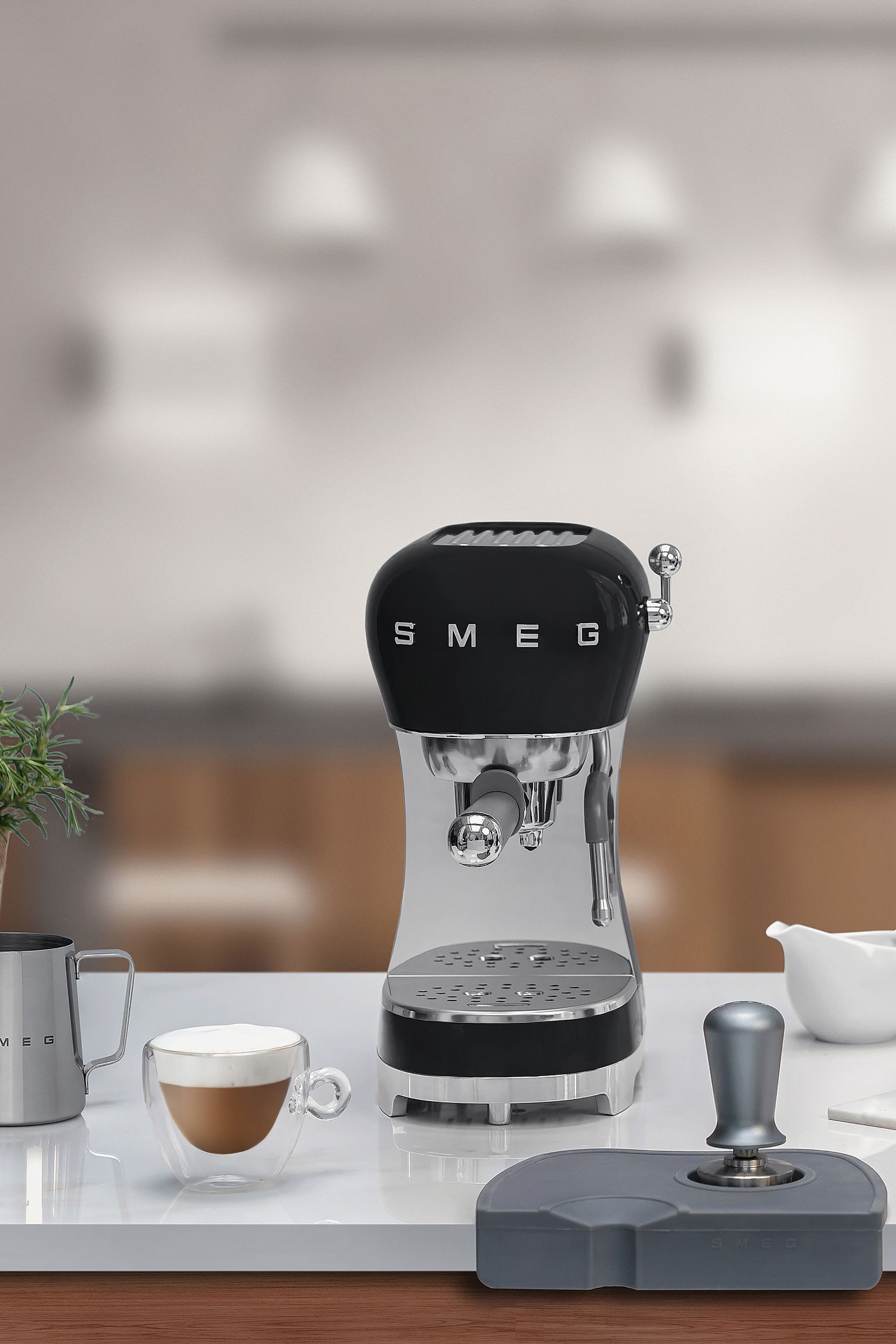 Smeg espresso deals machine black friday