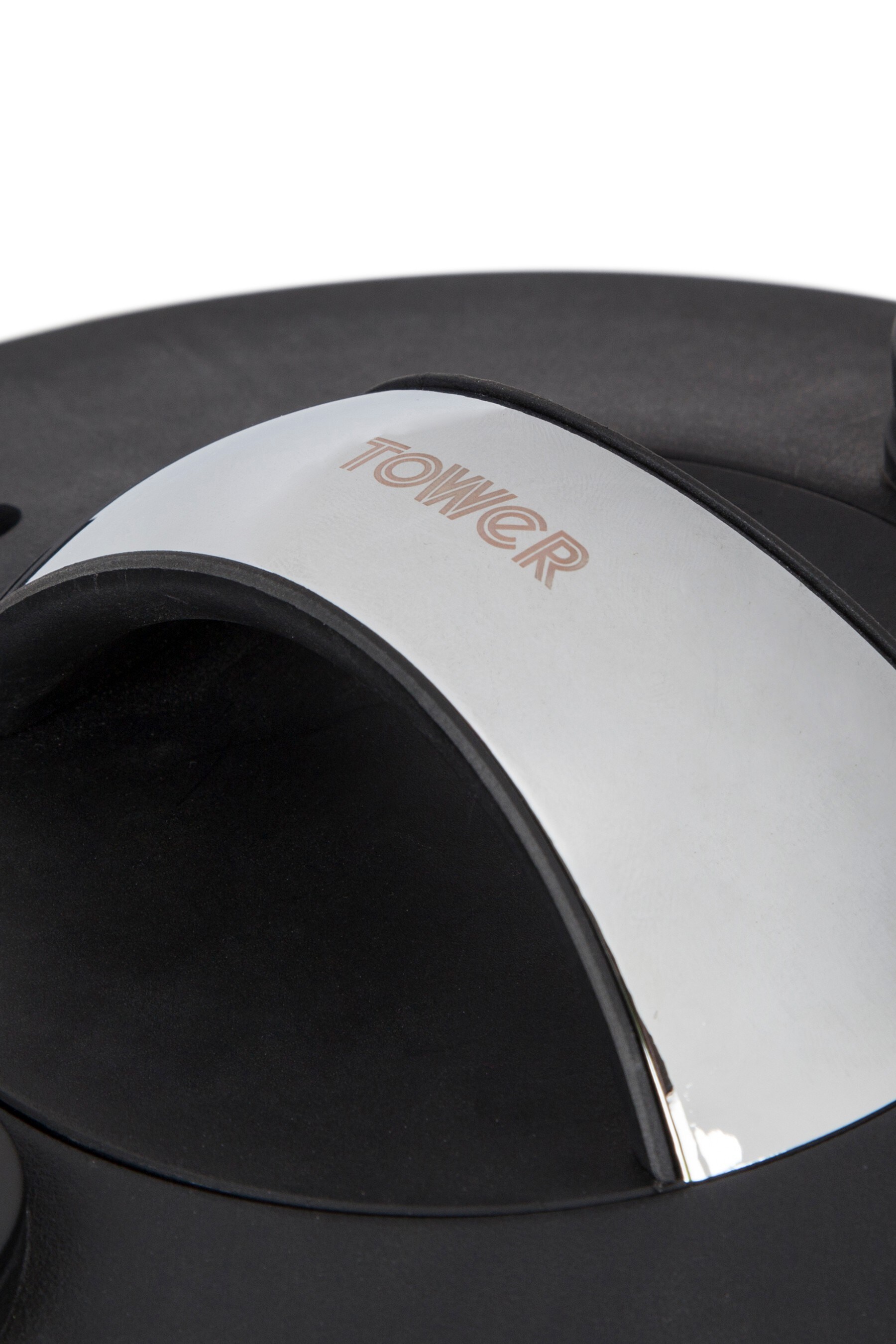 Tower 6 litre sure touch pressure cooker on sale