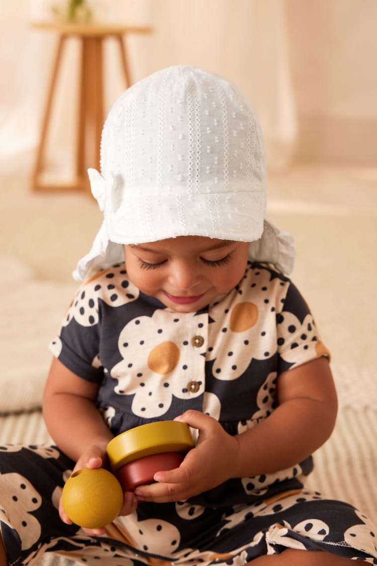 White Legionnaire Baby Hat (0mths-2yrs) - Image 1 of 2