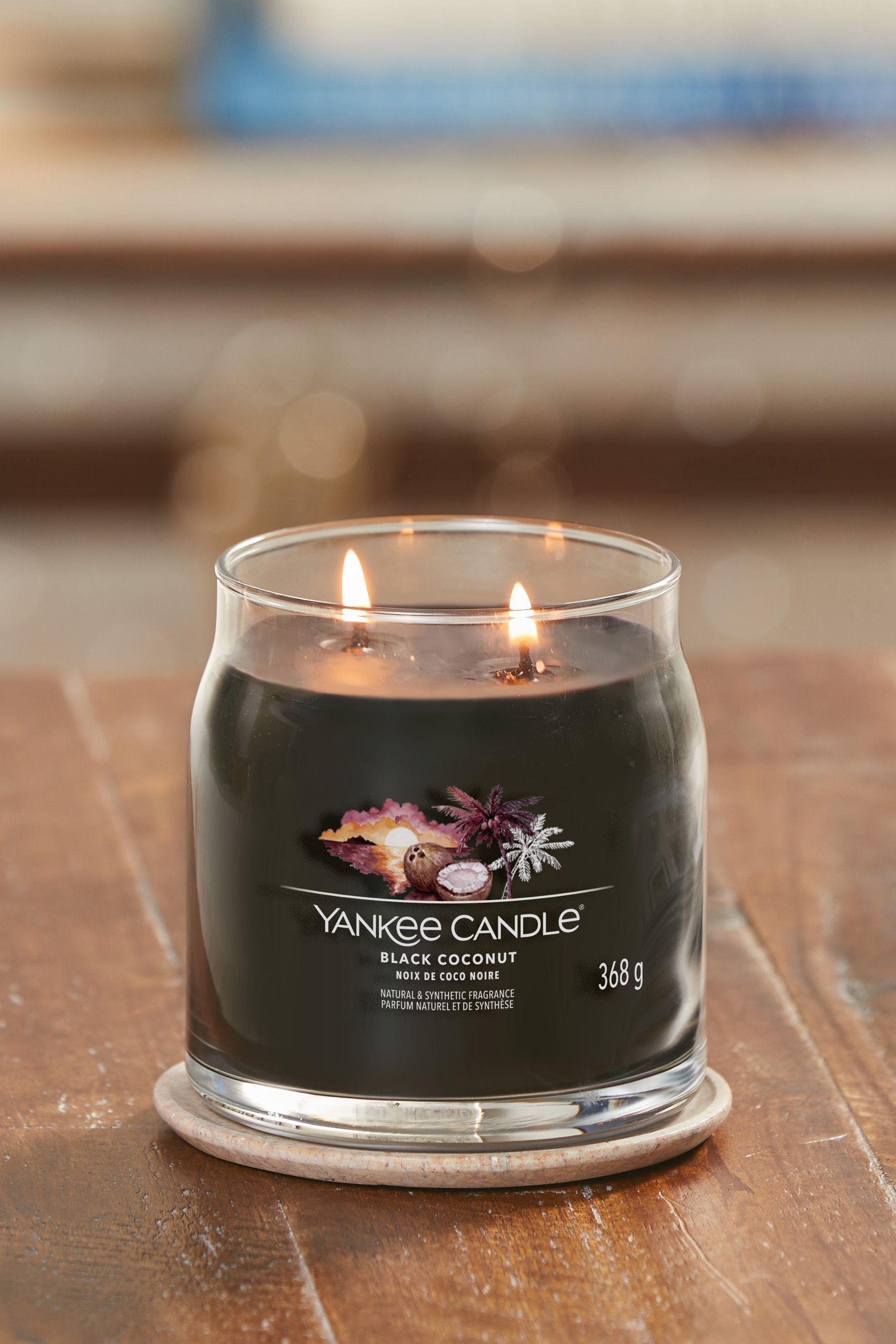 Buy Yankee Candle Signature Medium Jar Black Coconut Scented