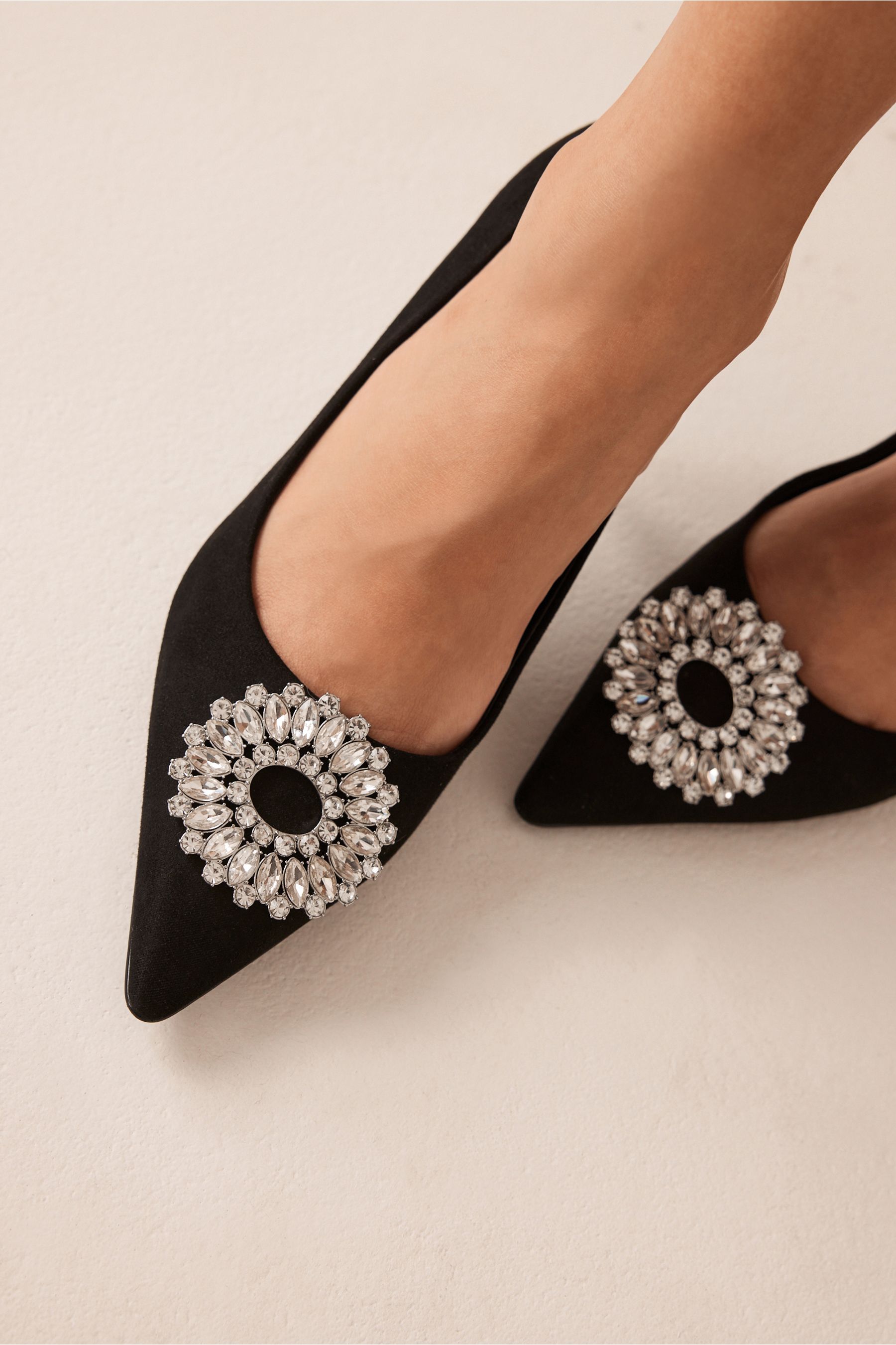 Black kitten heels best sale uk
