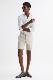 Reiss Oatmeal Craft Slim Fit Cotton-Linen Check Adjustable Shorts - Image 4 of 5