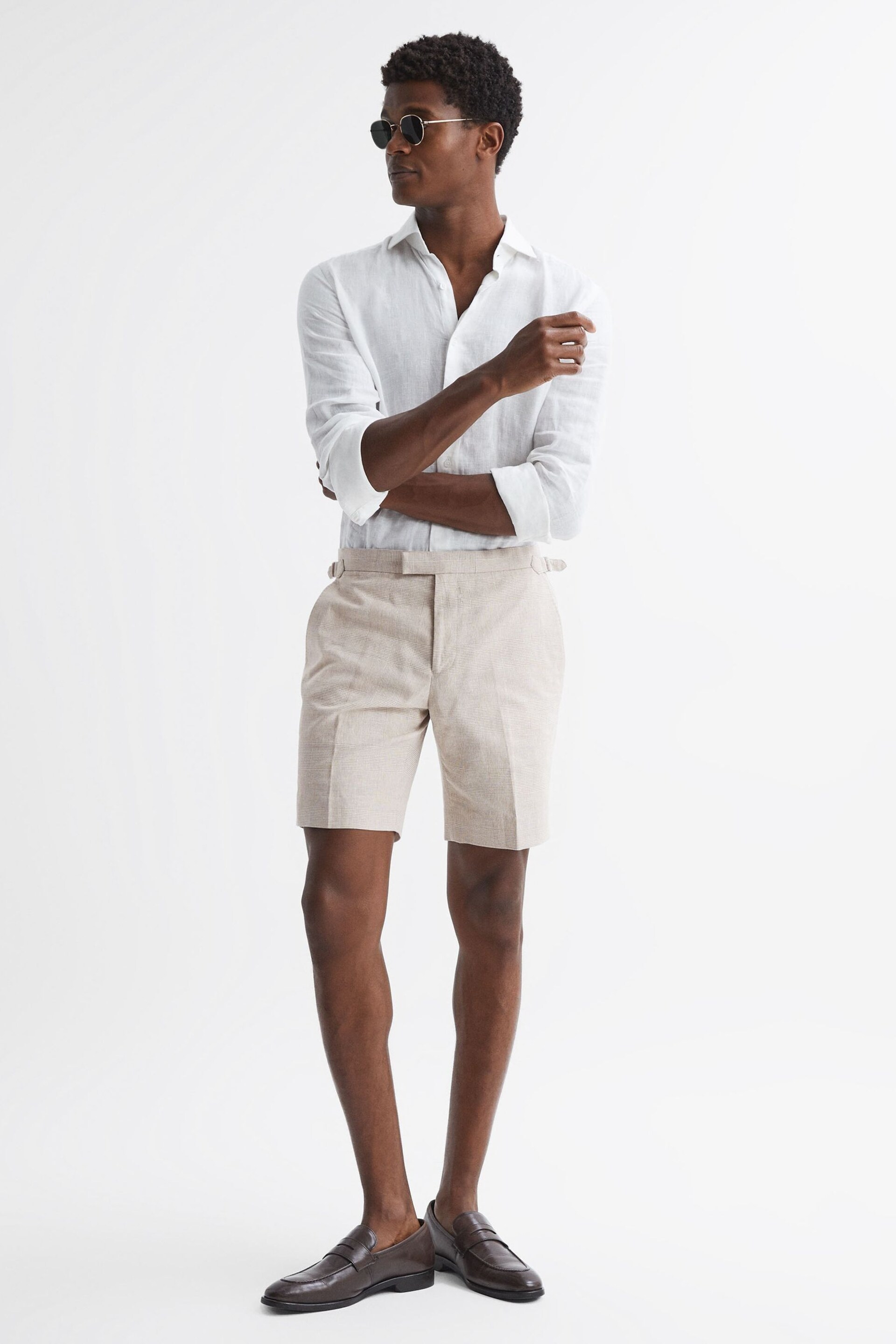 Reiss Oatmeal Craft Slim Fit Cotton-Linen Check Adjustable Shorts - Image 4 of 5