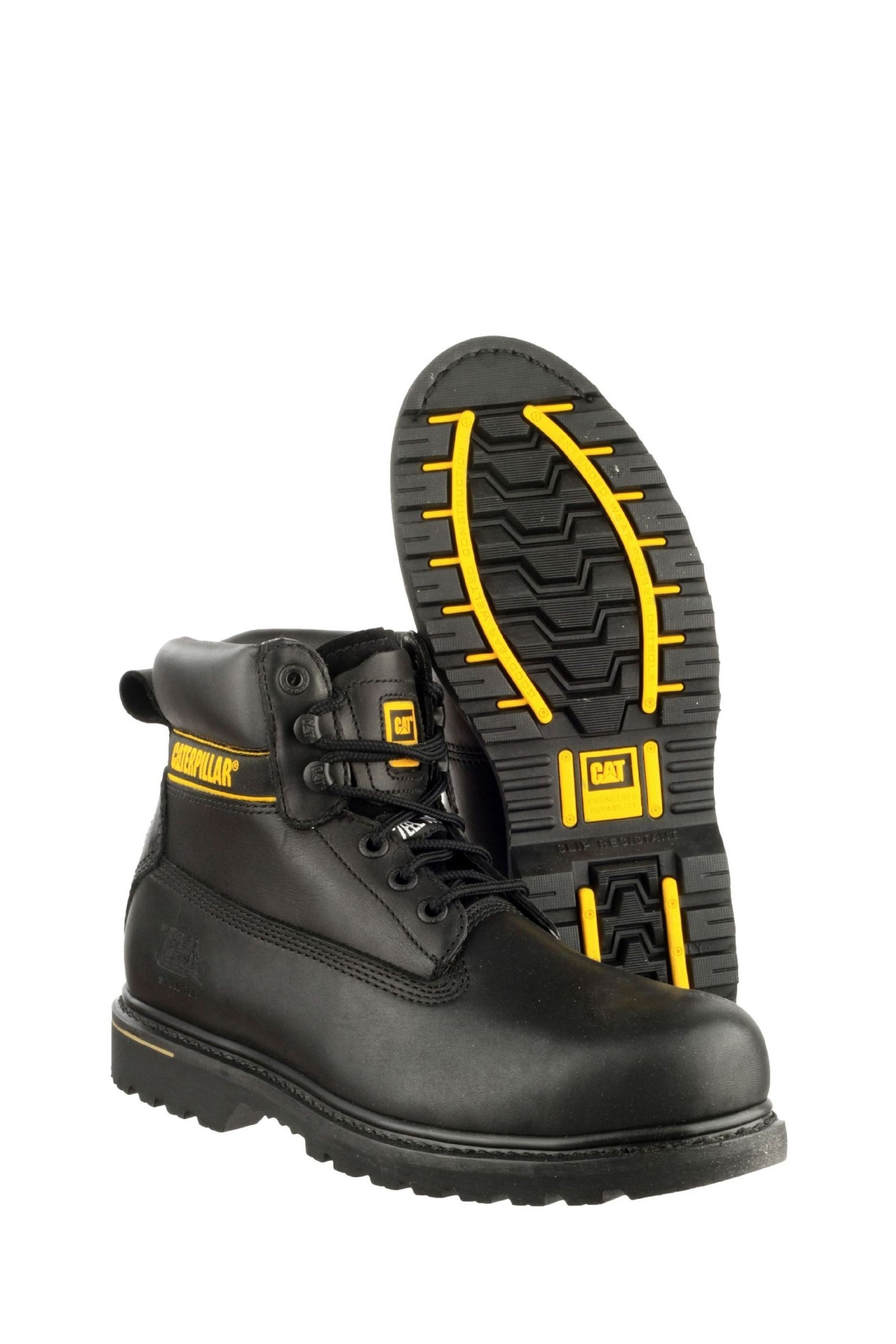 Holton boots shop
