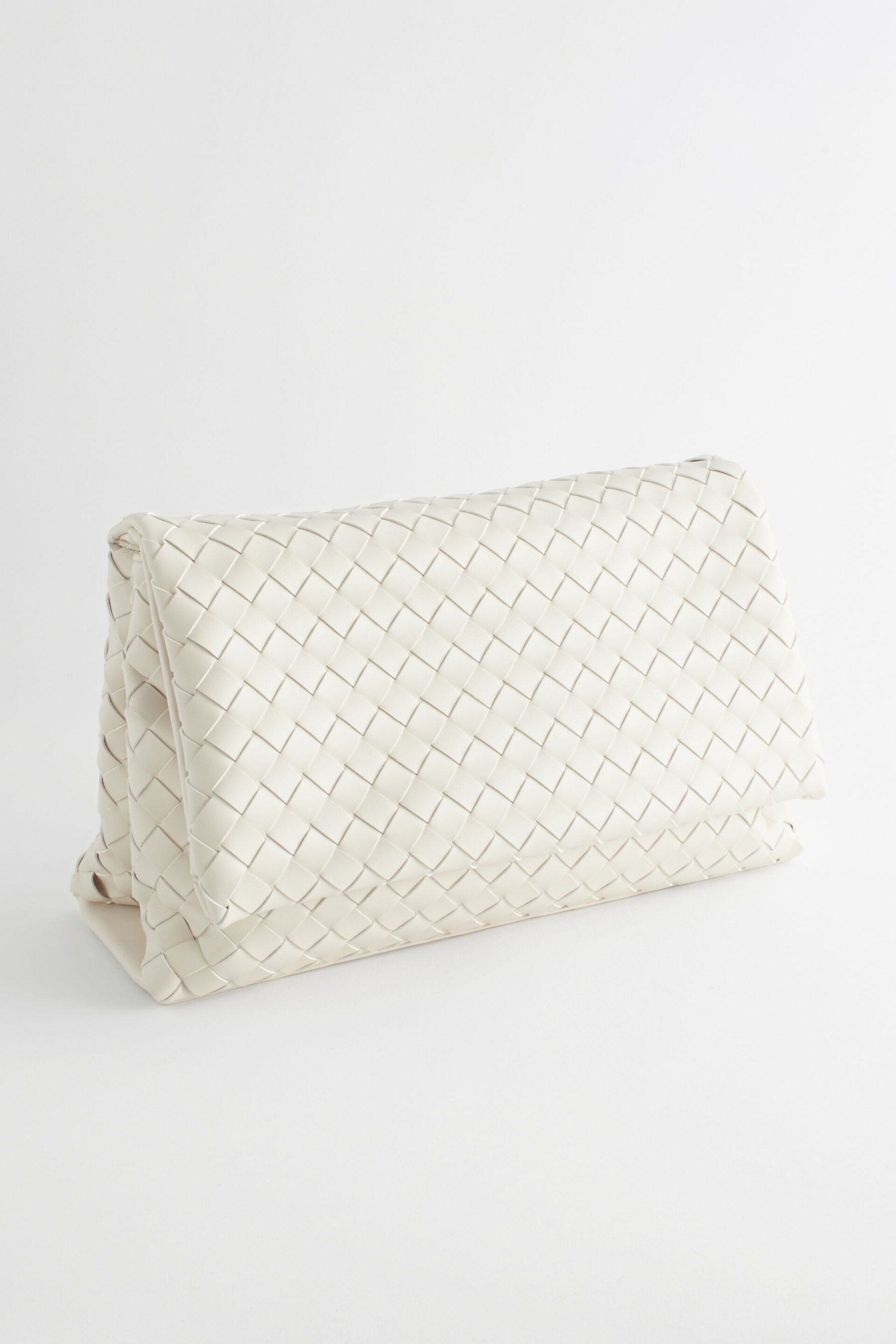 White Weave Clutch Bag - Image 4 of 9