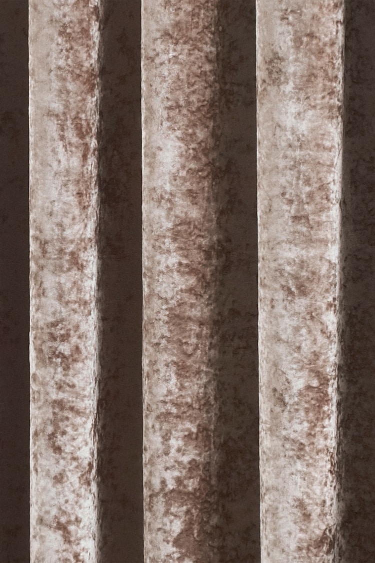 Riva Paoletti Oyster Beige Verona Crushed Velvet Eyelet Curtains - Image 4 of 4