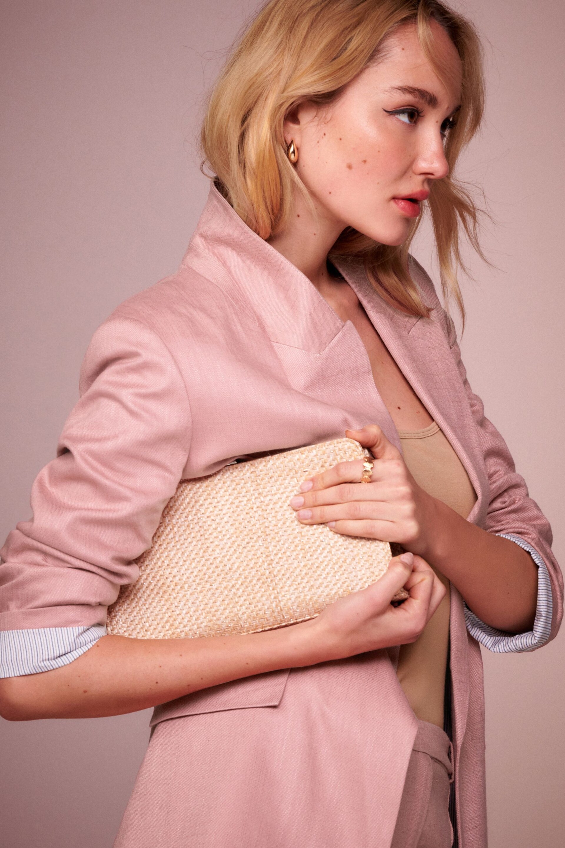 Pink Linen Blazer - Image 4 of 7