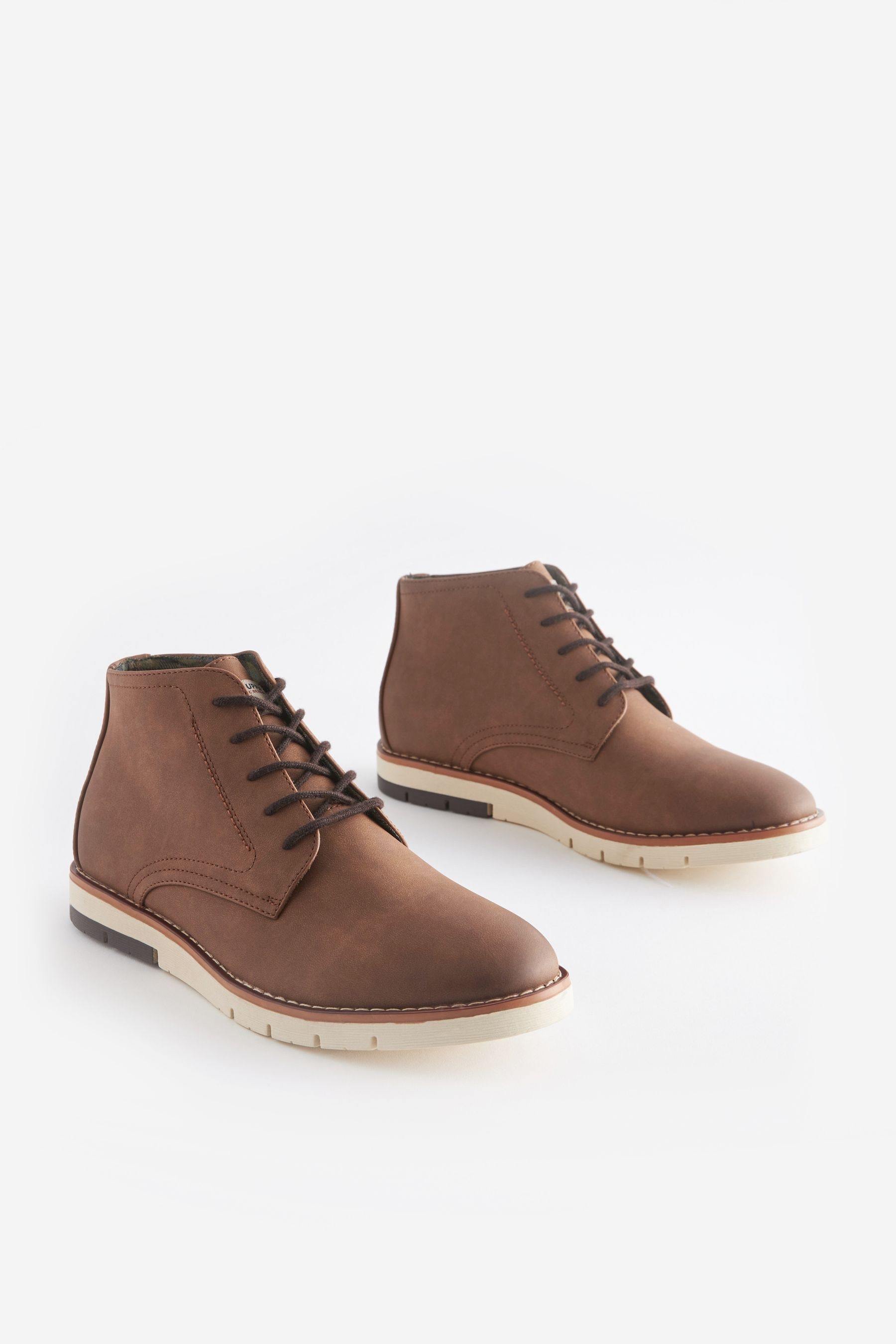 Tan outlet colour boots