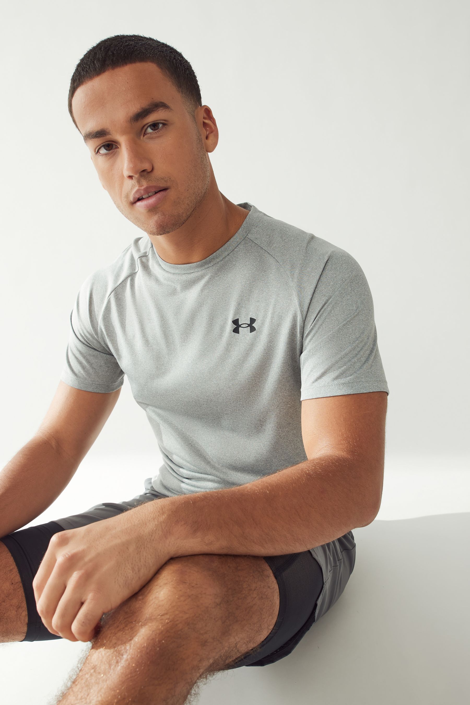 Under armour clearance t shirt grey