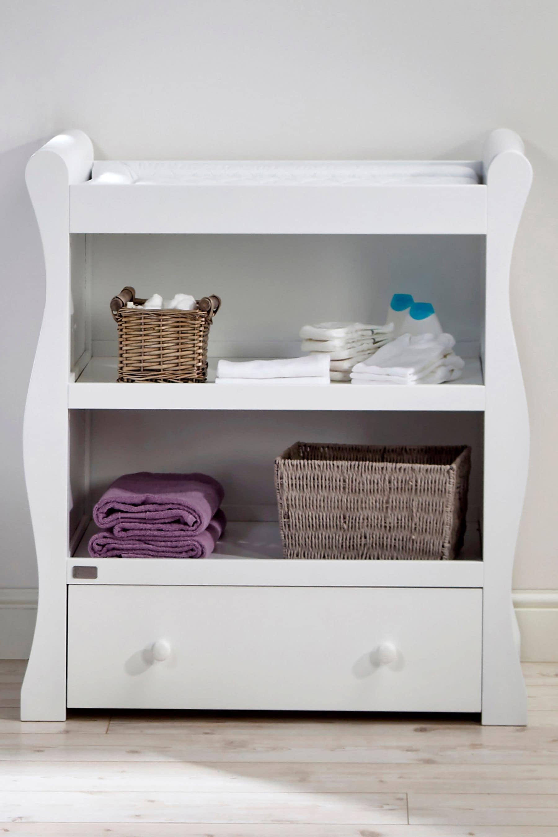 Babies r us changing hot sale table dresser