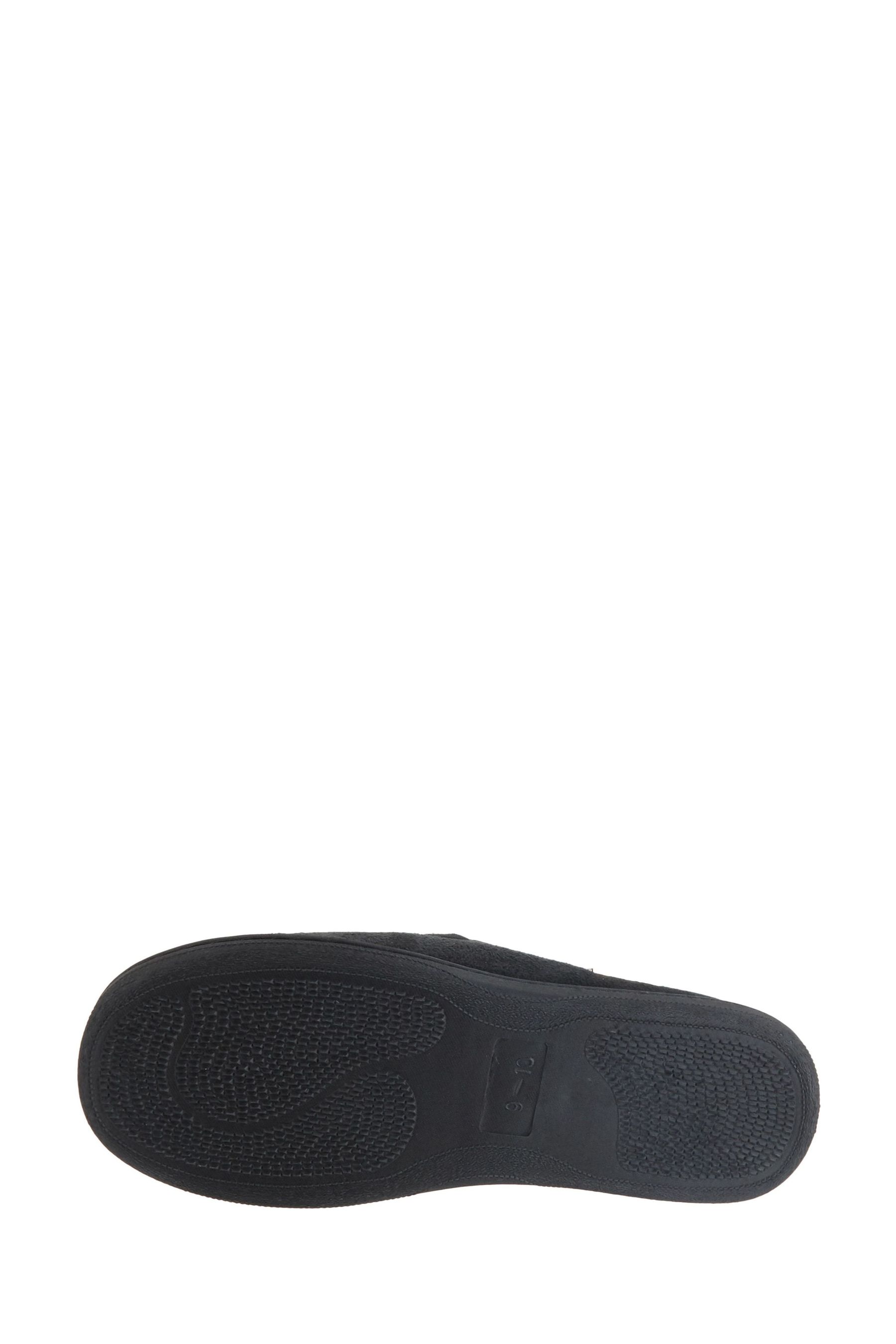 Formula deals 1 slippers