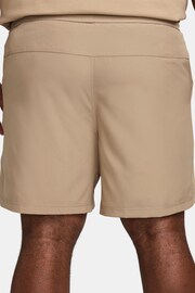 Nike Khaki/Green Dri-FIT Form 7 inch Unlined Training Shorts - Image 3 of 7