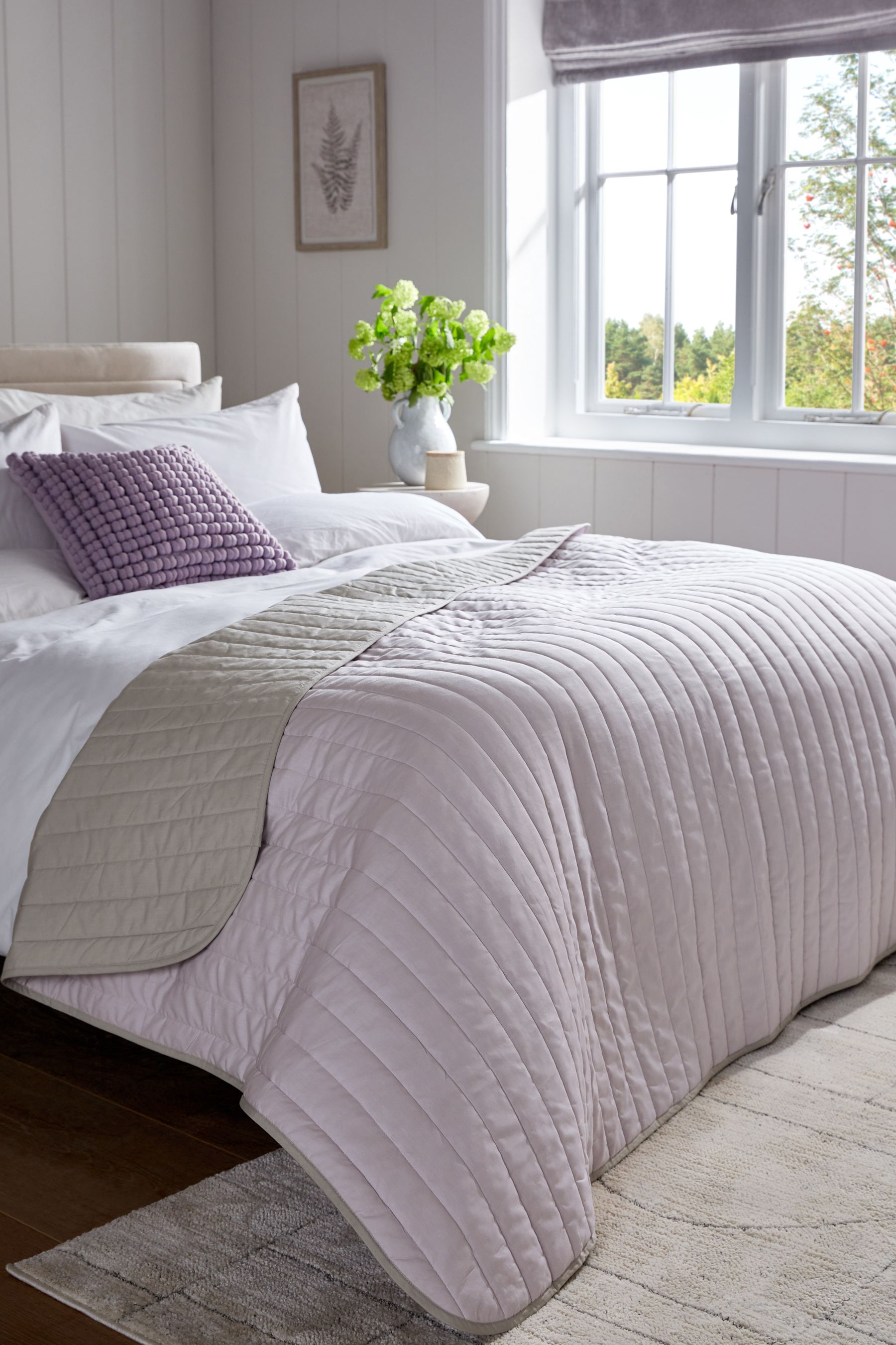 Lilac bed throw outlet
