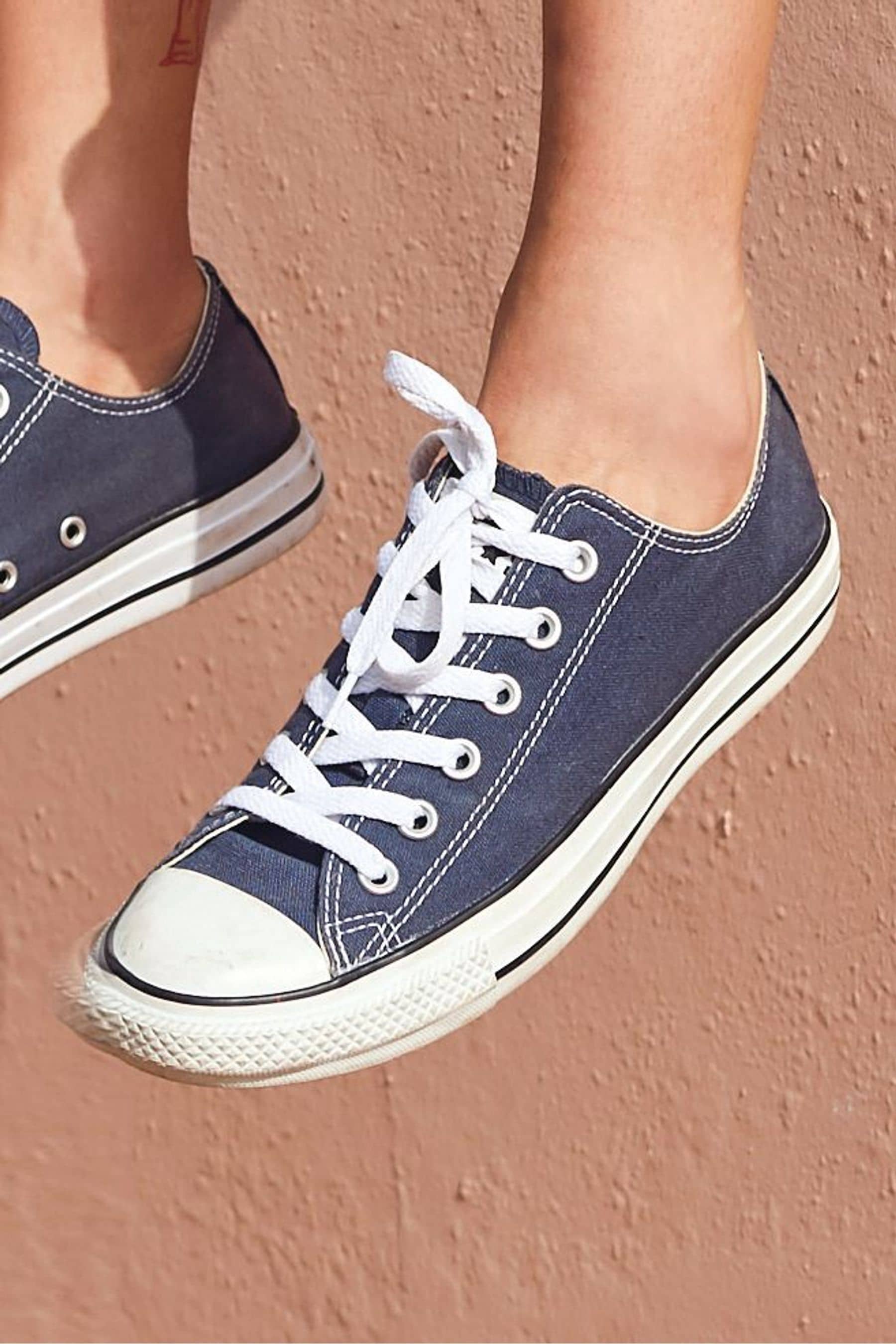 Converse low sneaker shop