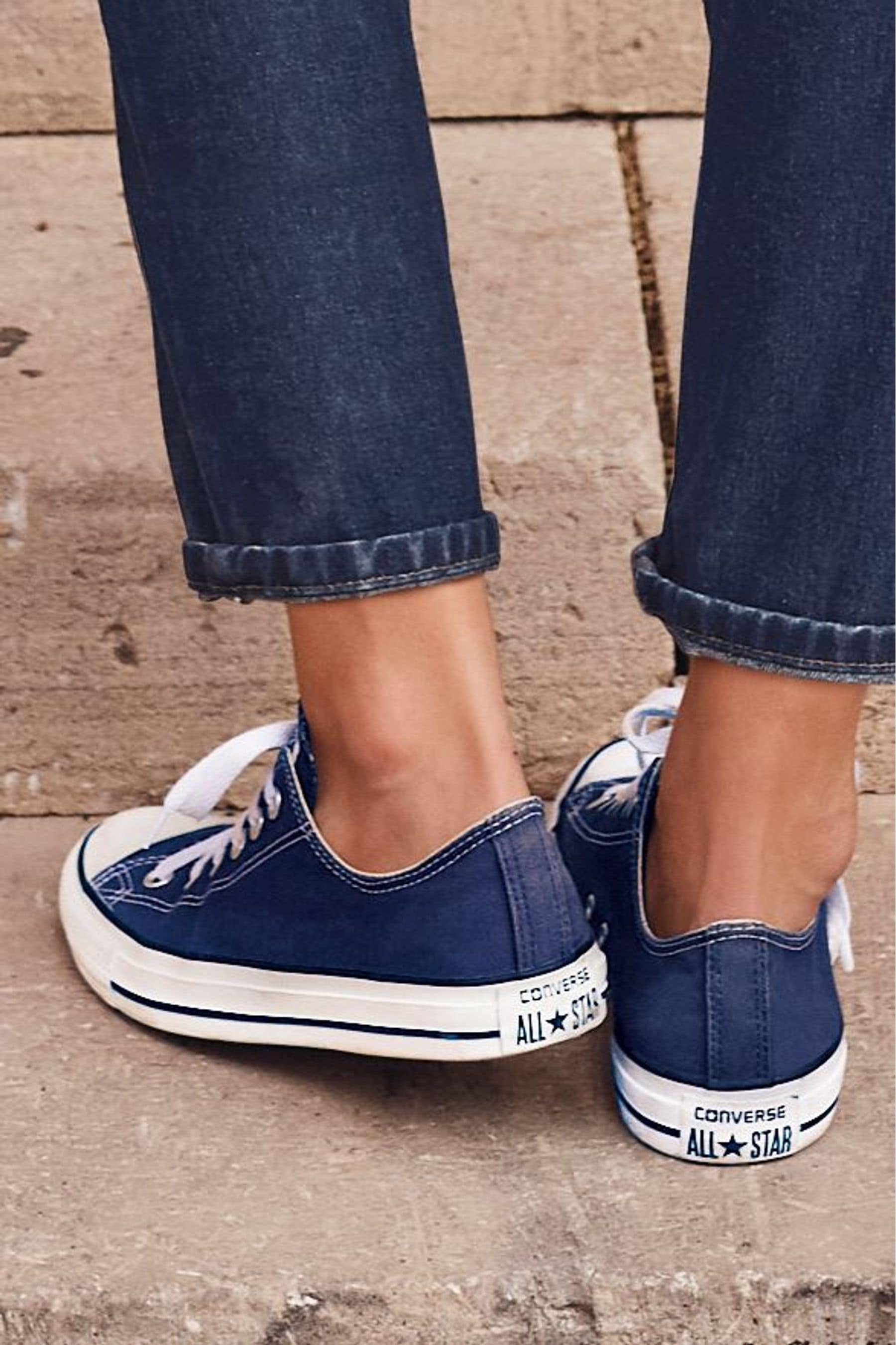 Converse all star low navy hot sale