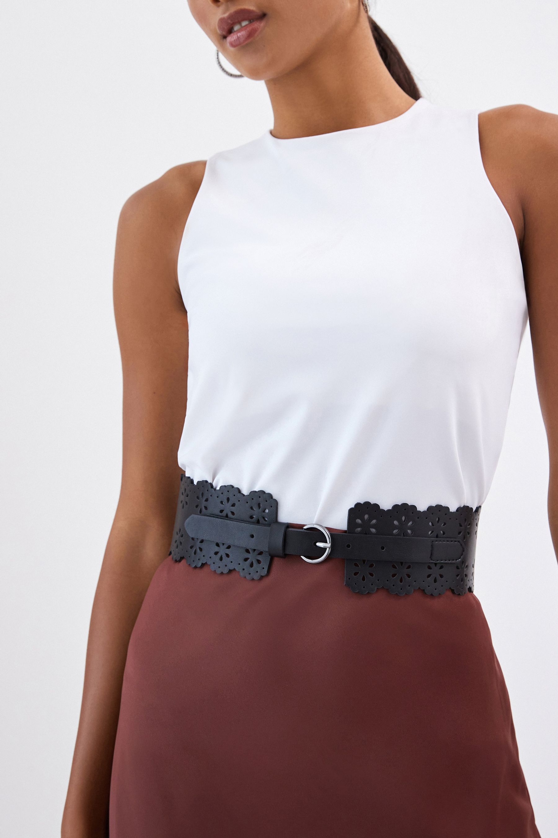 Gothic waist belt shop