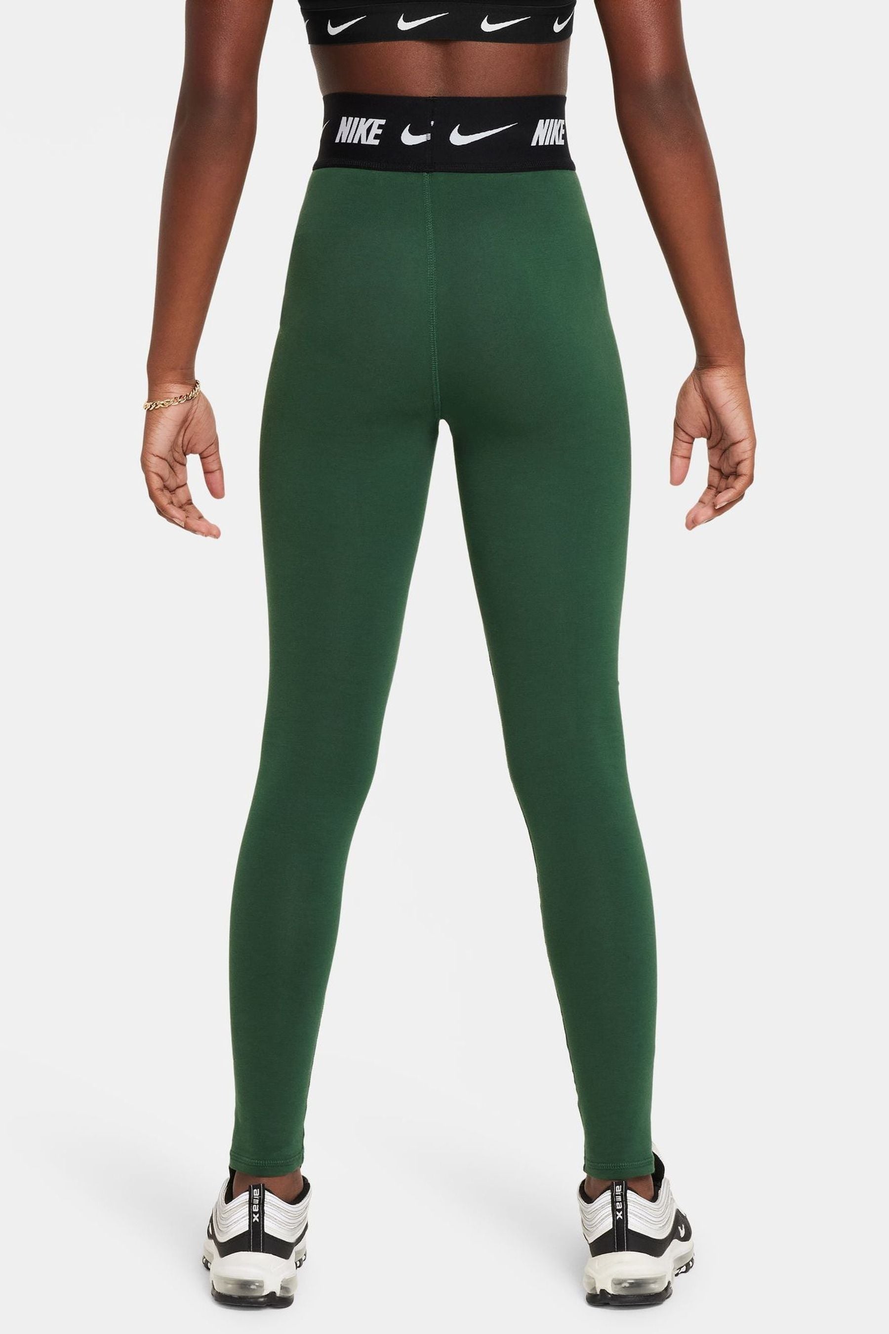 Nike sales leggings next
