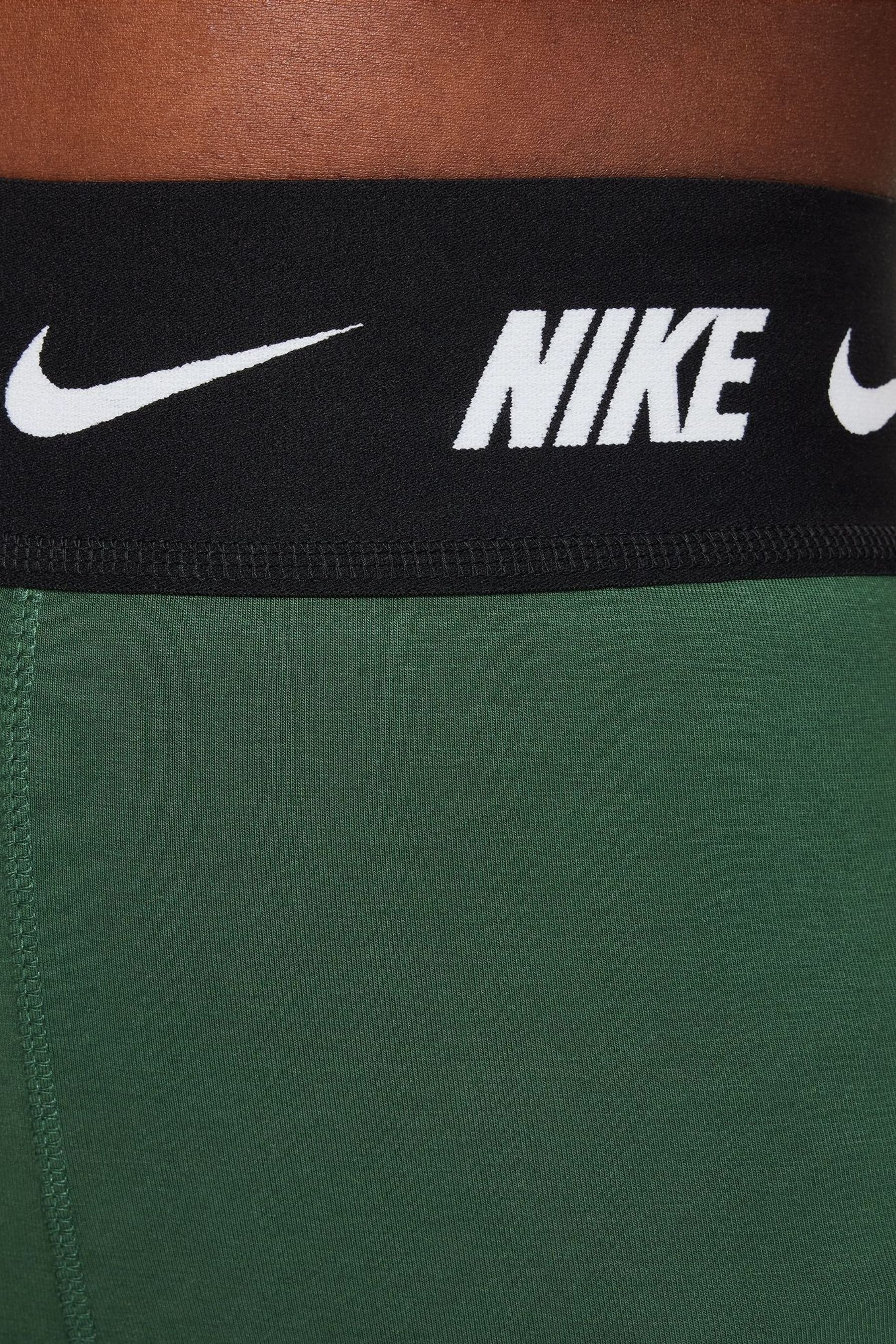 Nike check hot sale tape leggings