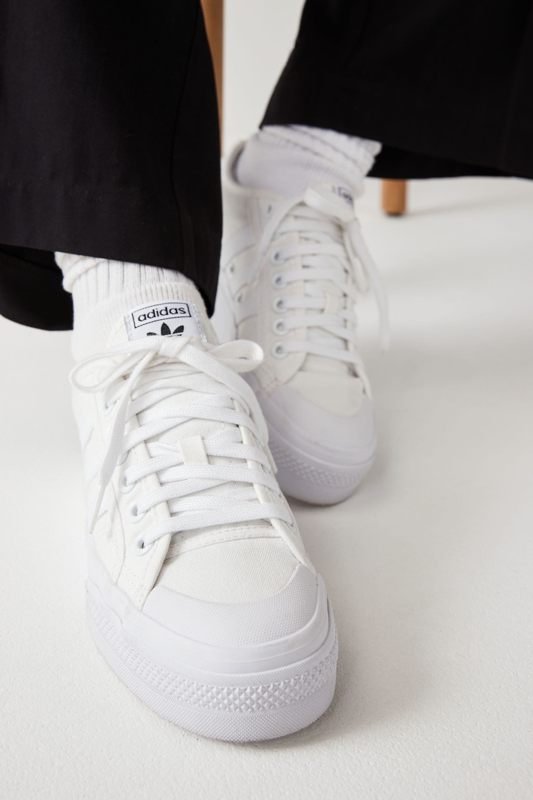 Adidas nizza trainers white burgundy clearance