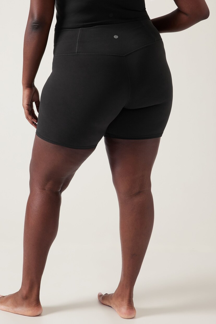 Athleta Black Ultra High Rise Elation 7" Shorts - Image 4 of 5