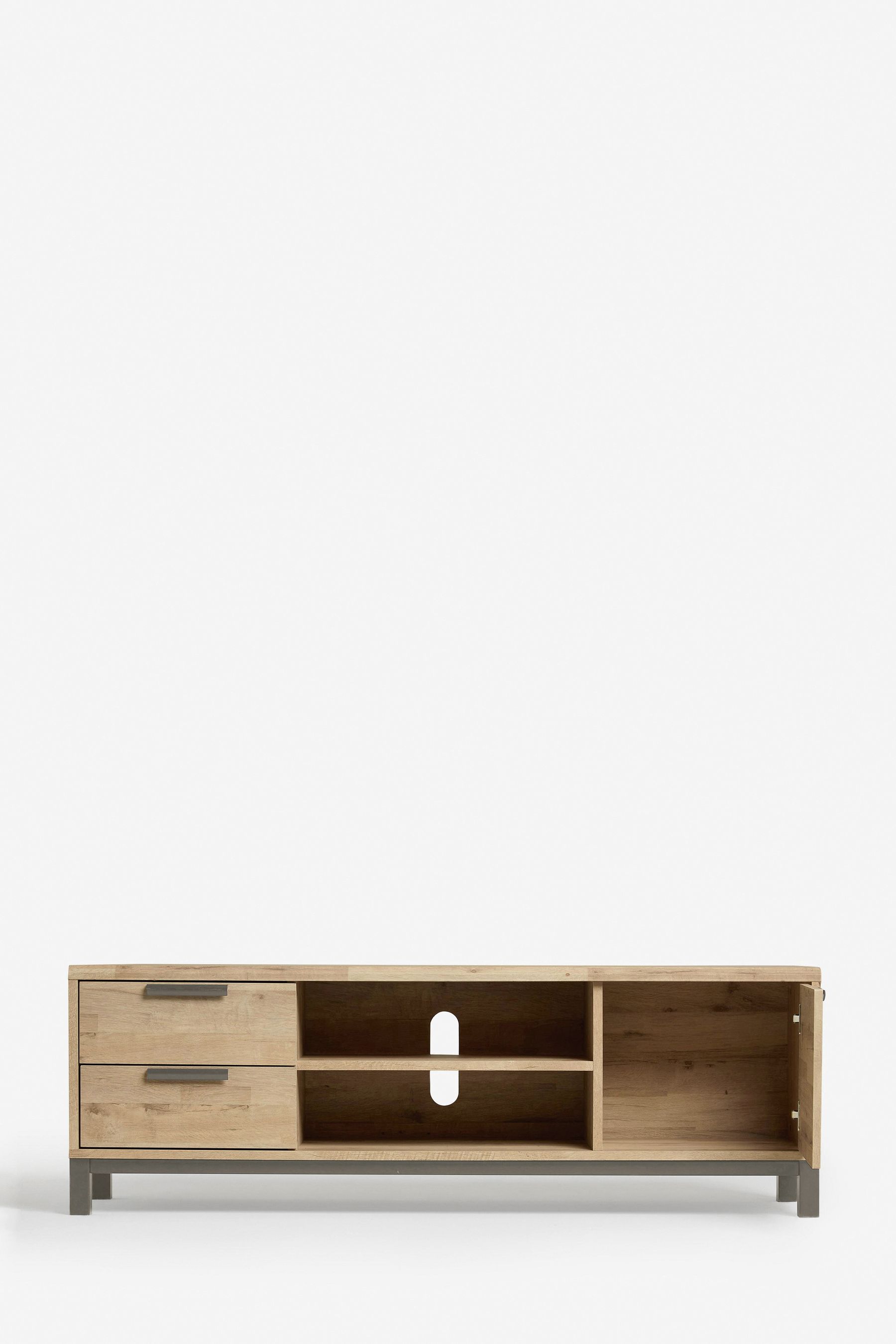 Next outlet media unit