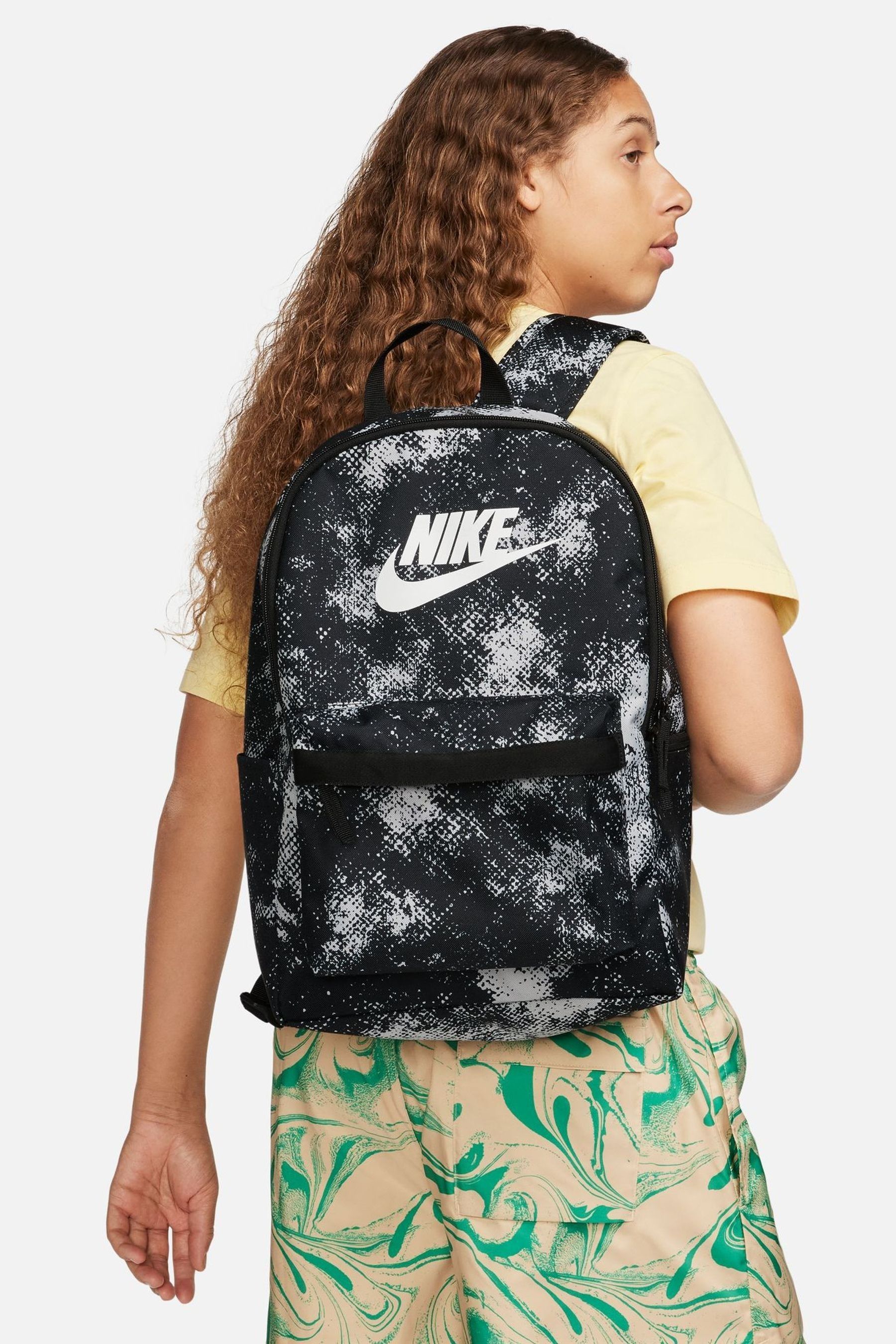 Acheter Blanc Sac a dos Nike Heritage from Next Luxembourg