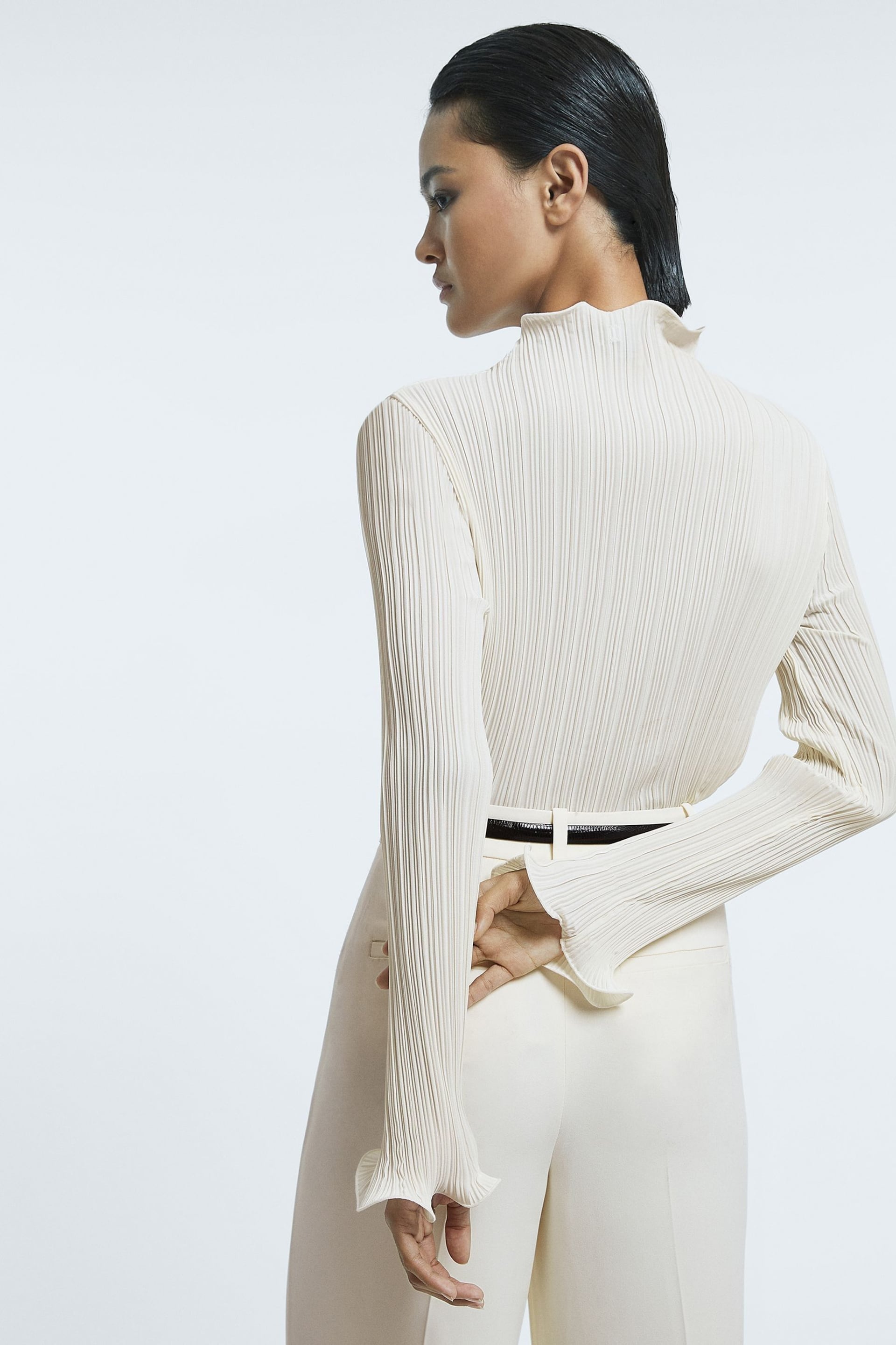 Atelier Fitted Ribbed Ruffle Neck Top - Image 5 of 6