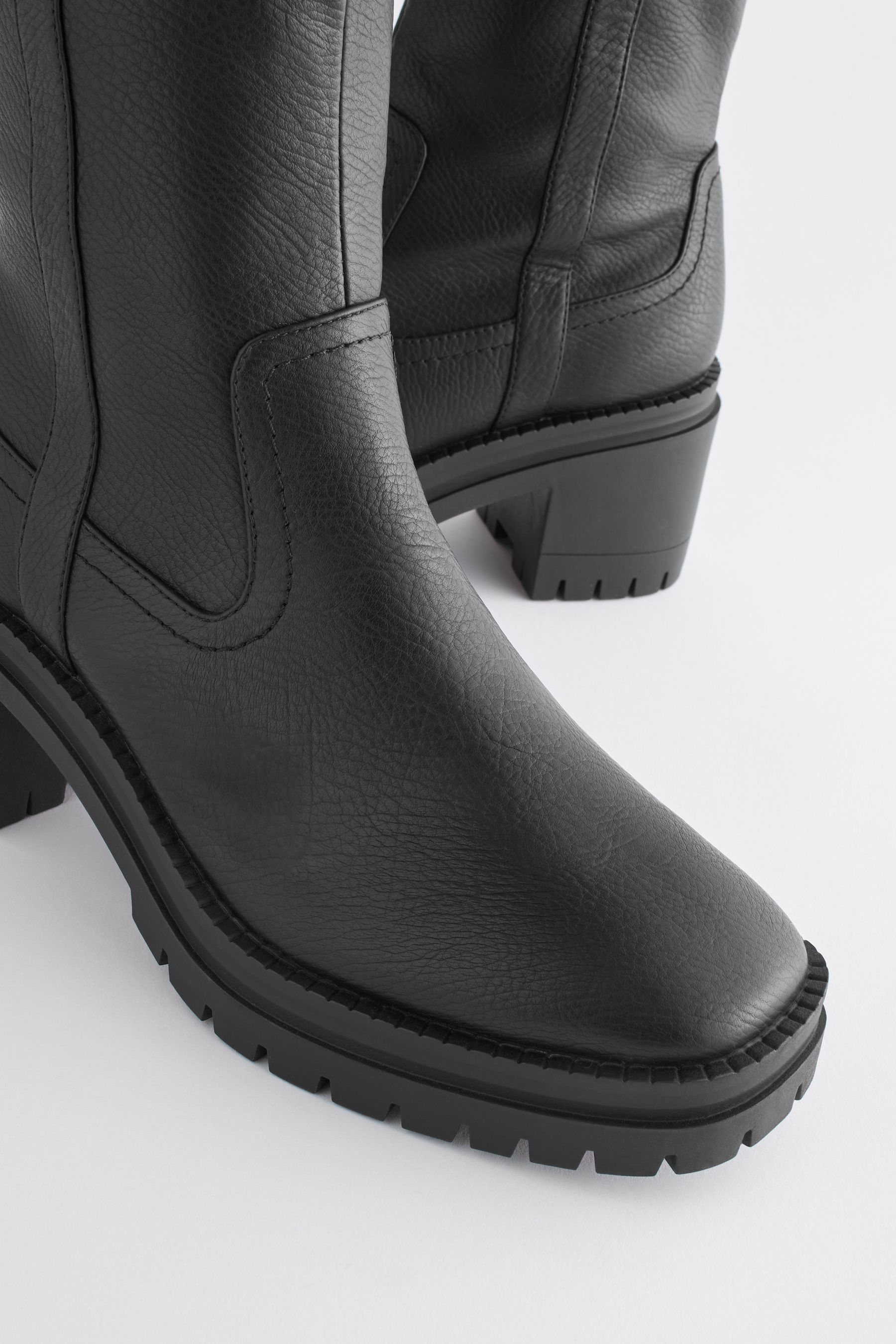 Black knee high heel boots deals forever 21