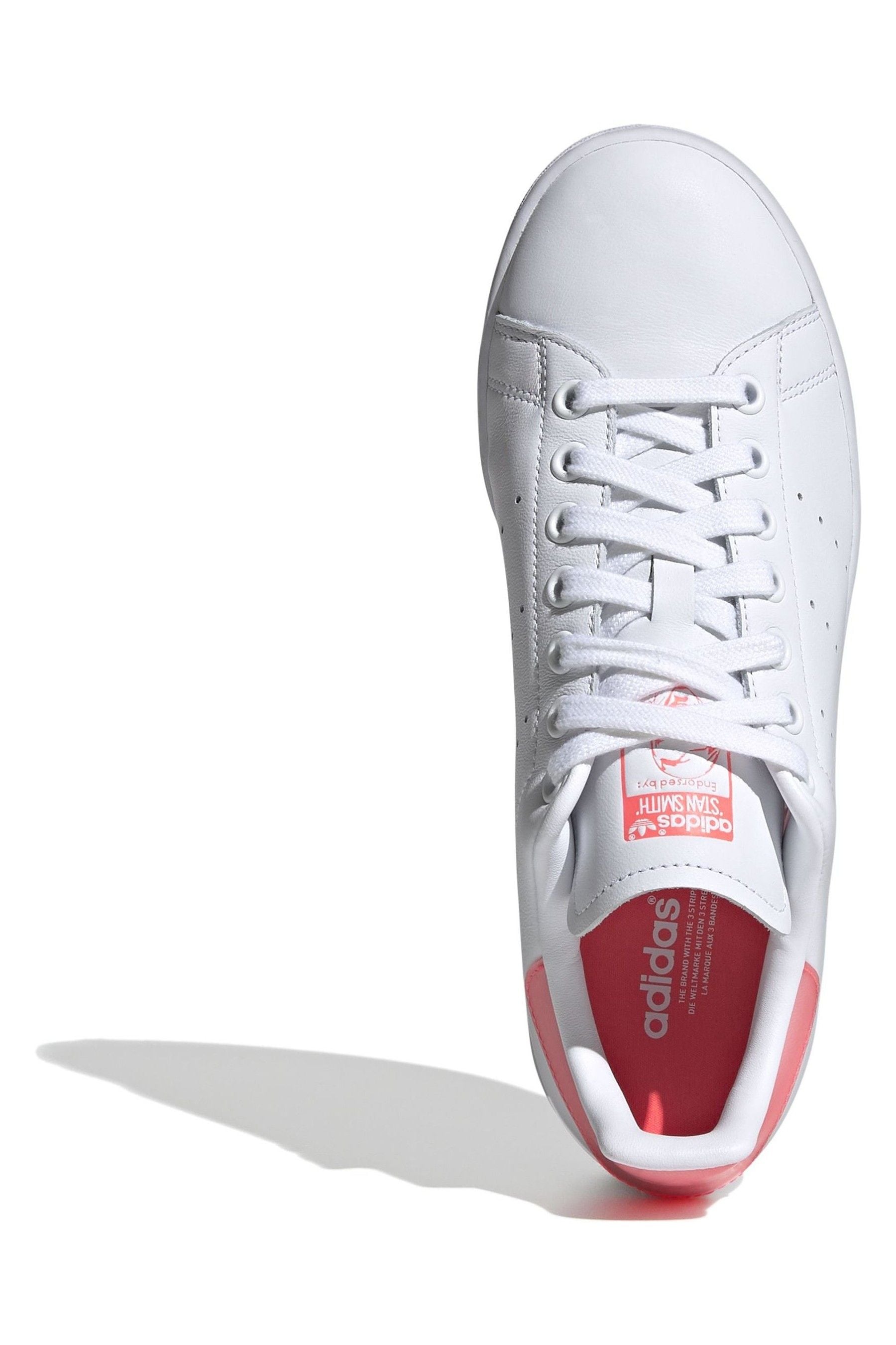 Adidas miss stan smith cheap white and red trainers