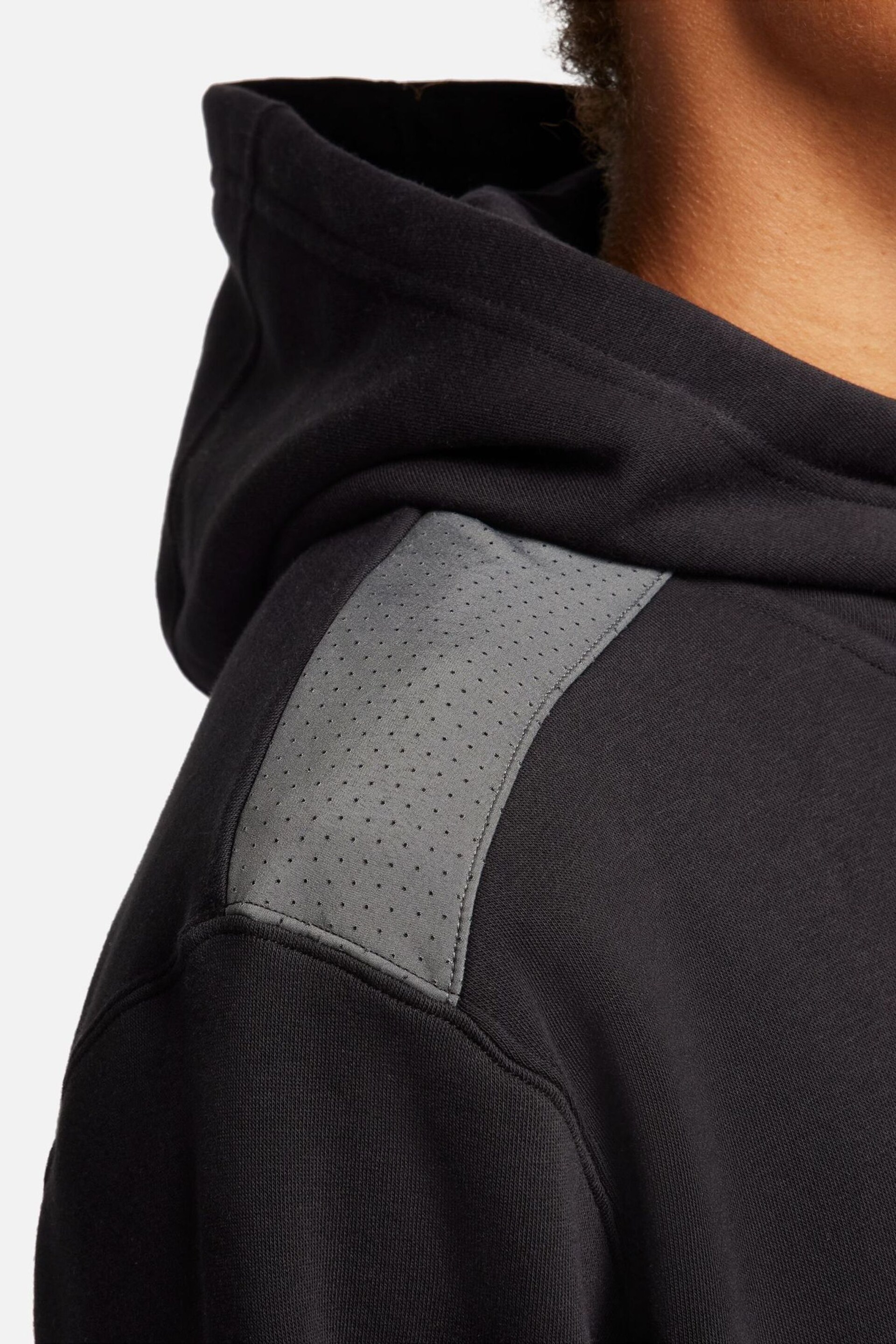 Nike Black Sportswear Shoulder Blocking Hoodie - Image 5 of 6