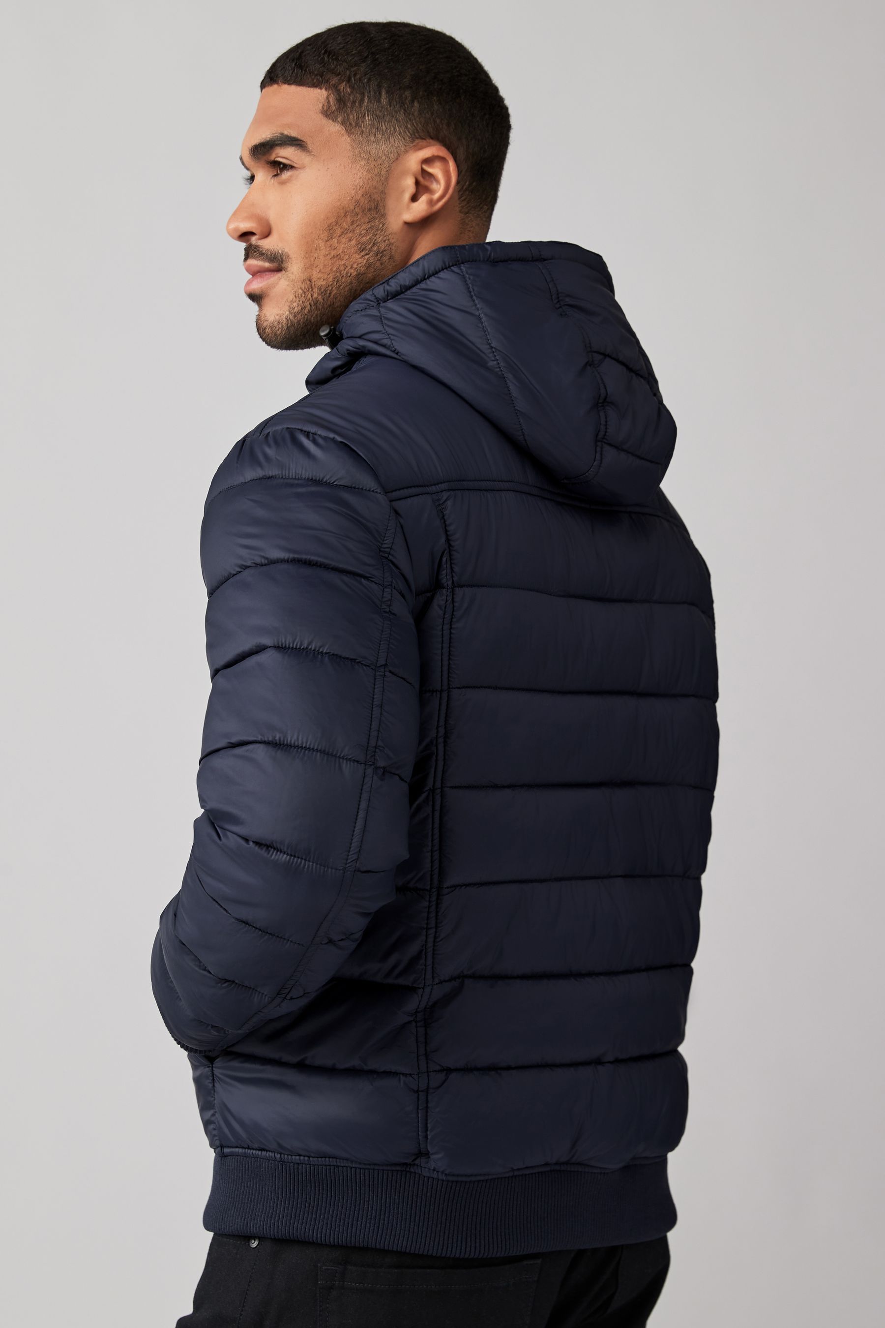 Lyle and scott lightweight puffer jacket navy deals