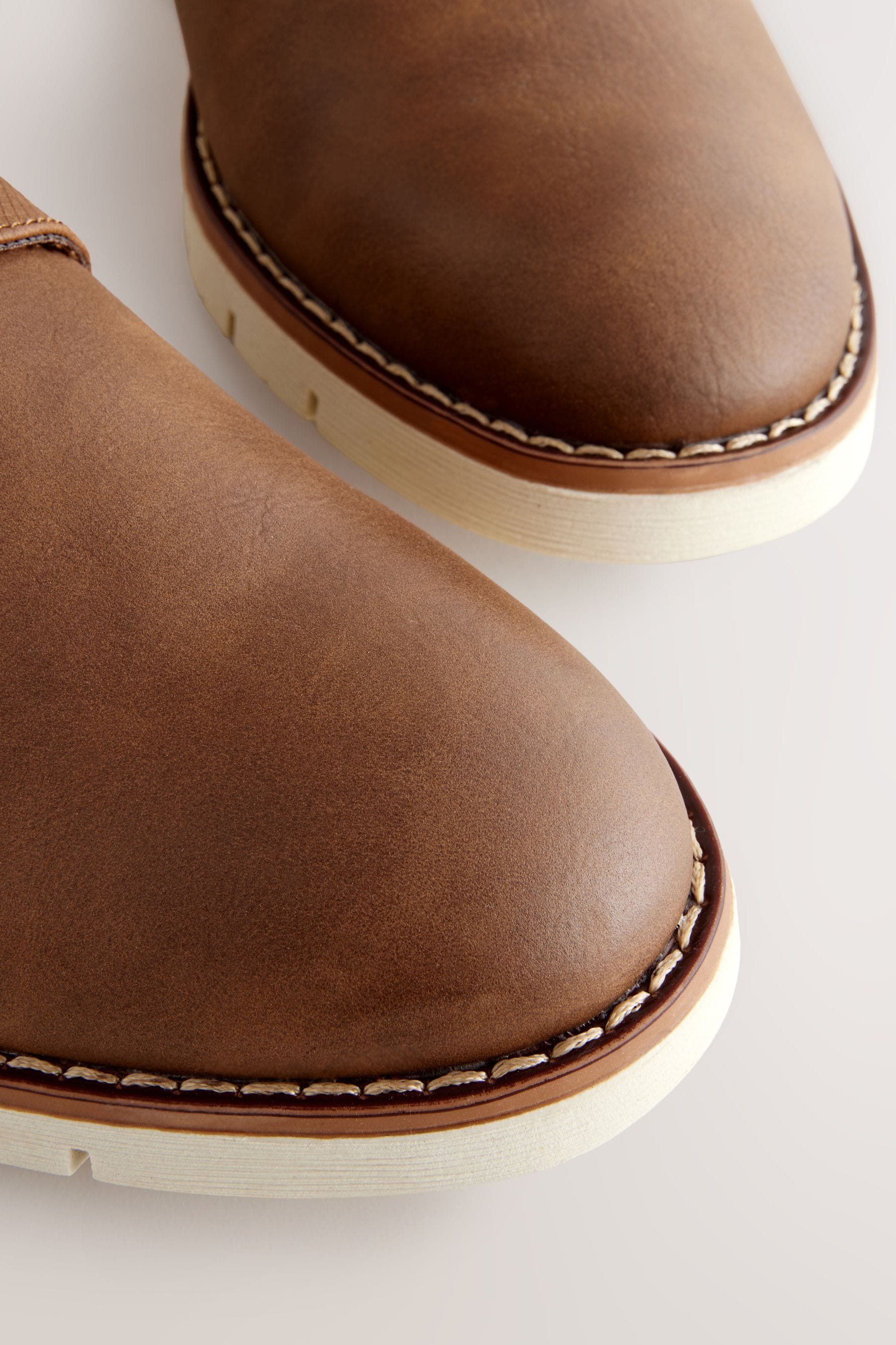 Wedge sneakers tan top