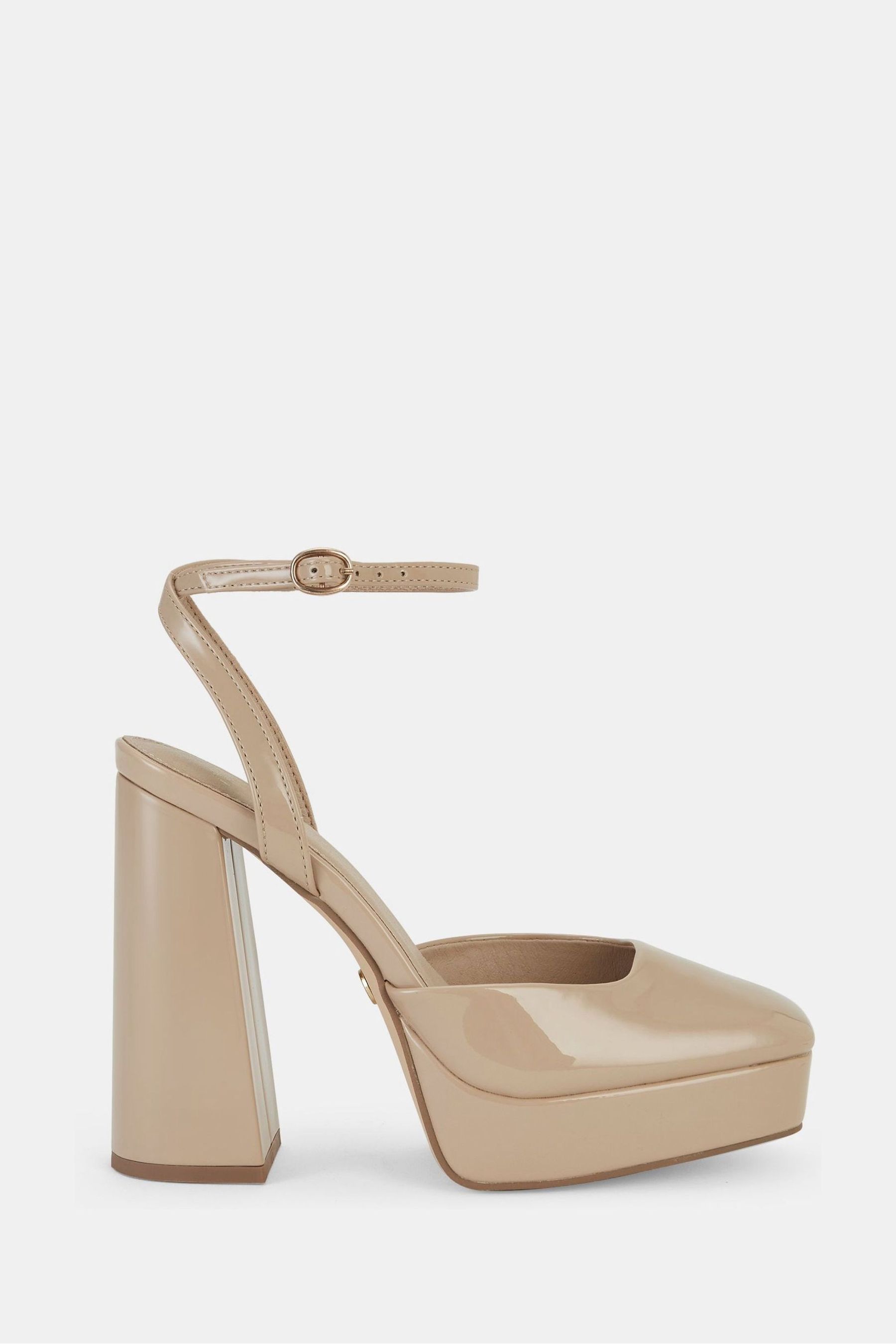 Novo Nude Regular Fit ILIKA Close Toe Platform Courts 8 EU 42 Womens