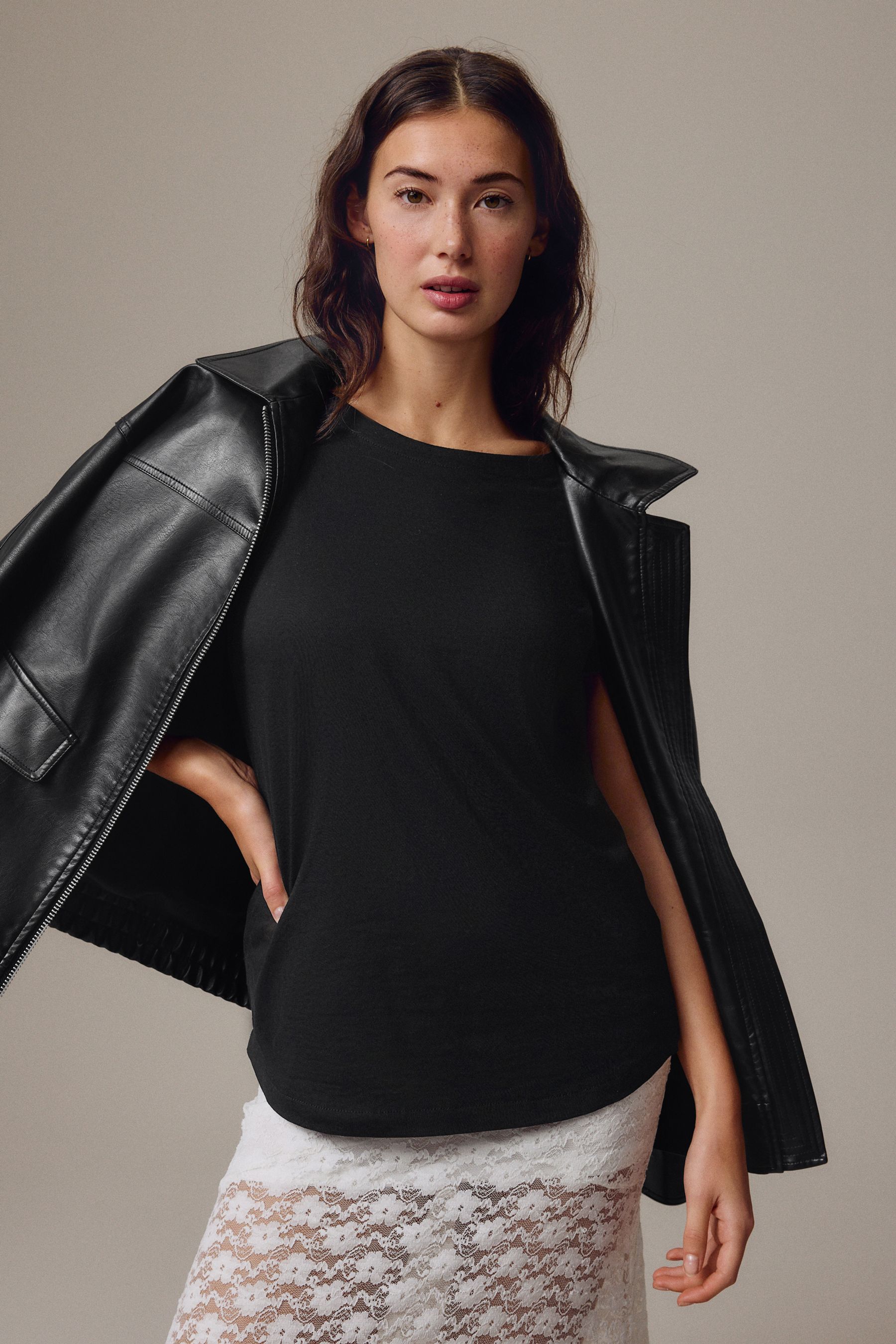 Black cap sleeve t shirt best sale