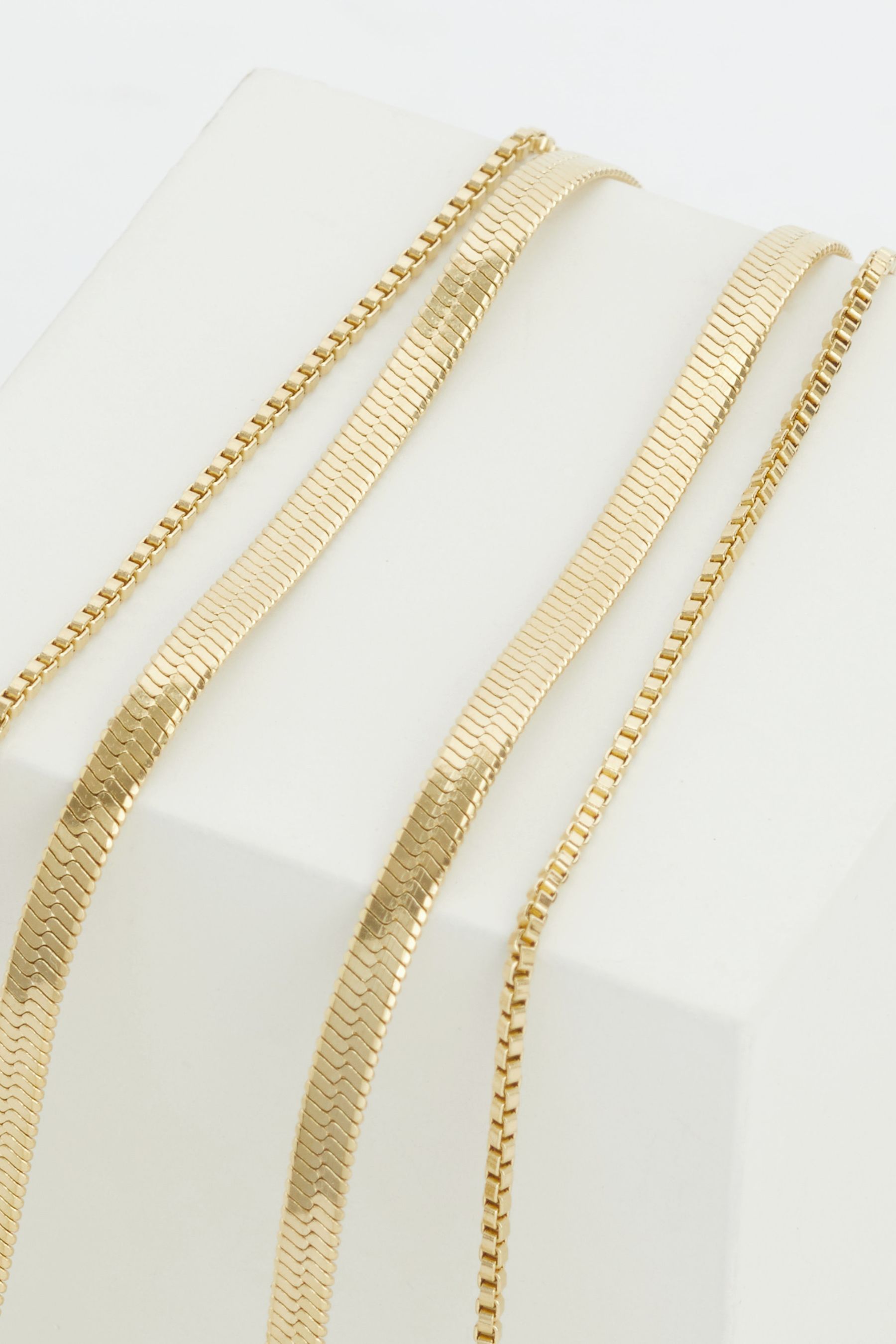 Stainless steel snake best sale chain necklace