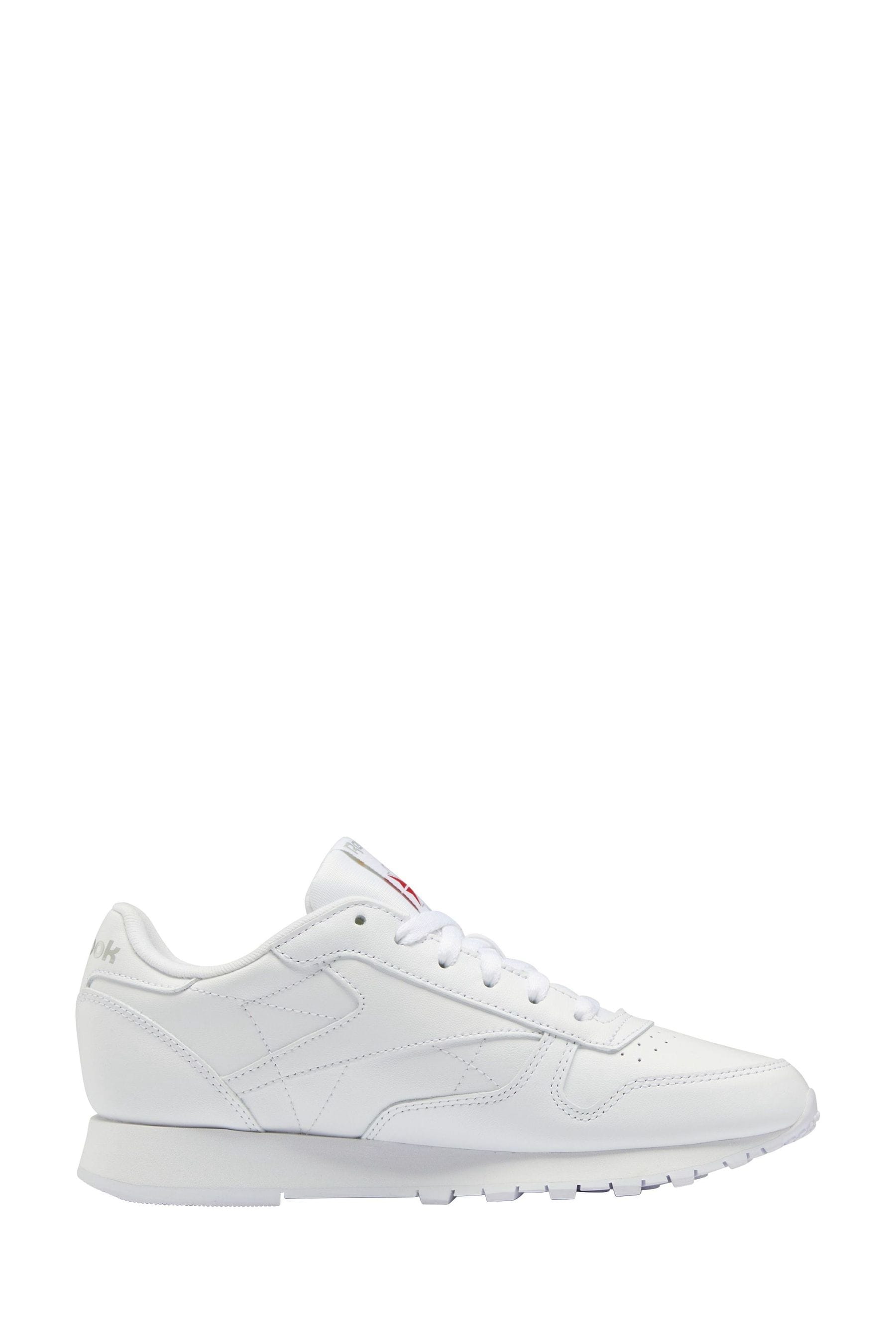 Ladies white sale reebok trainers