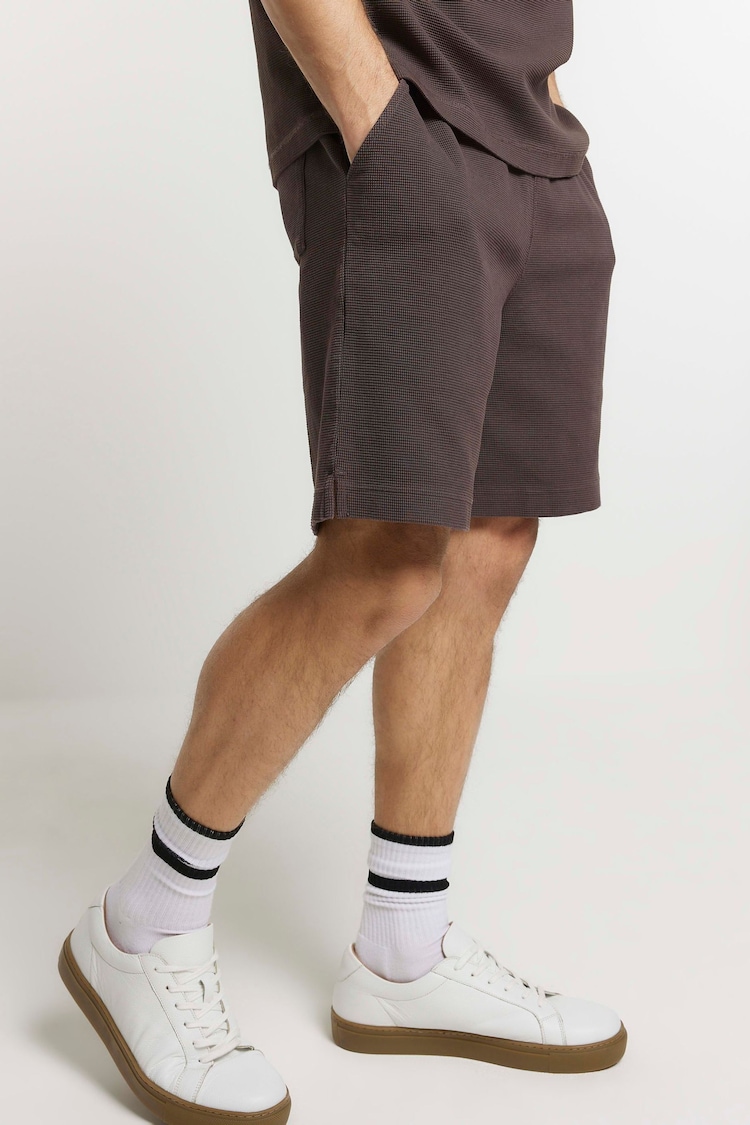 River Island Dark Brown 100% Cotton Washed Waffle Shorts - Image 2 of 4