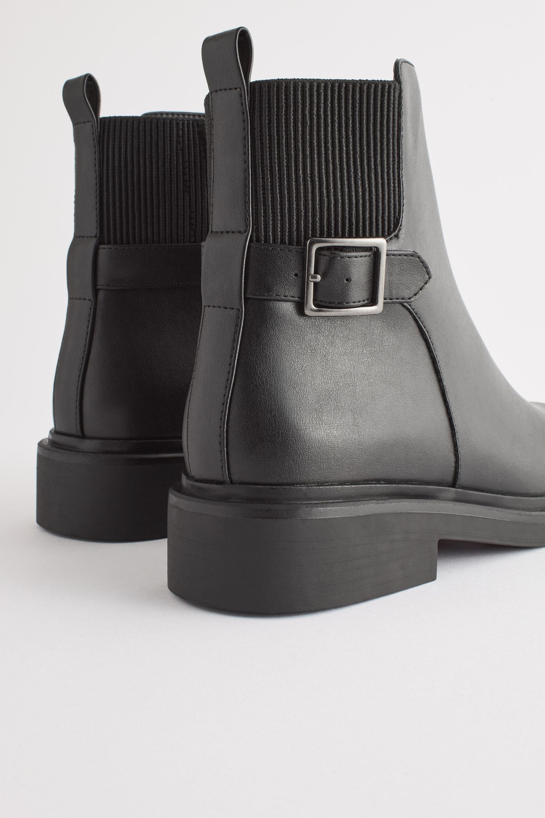 Leather boots with cheap straps