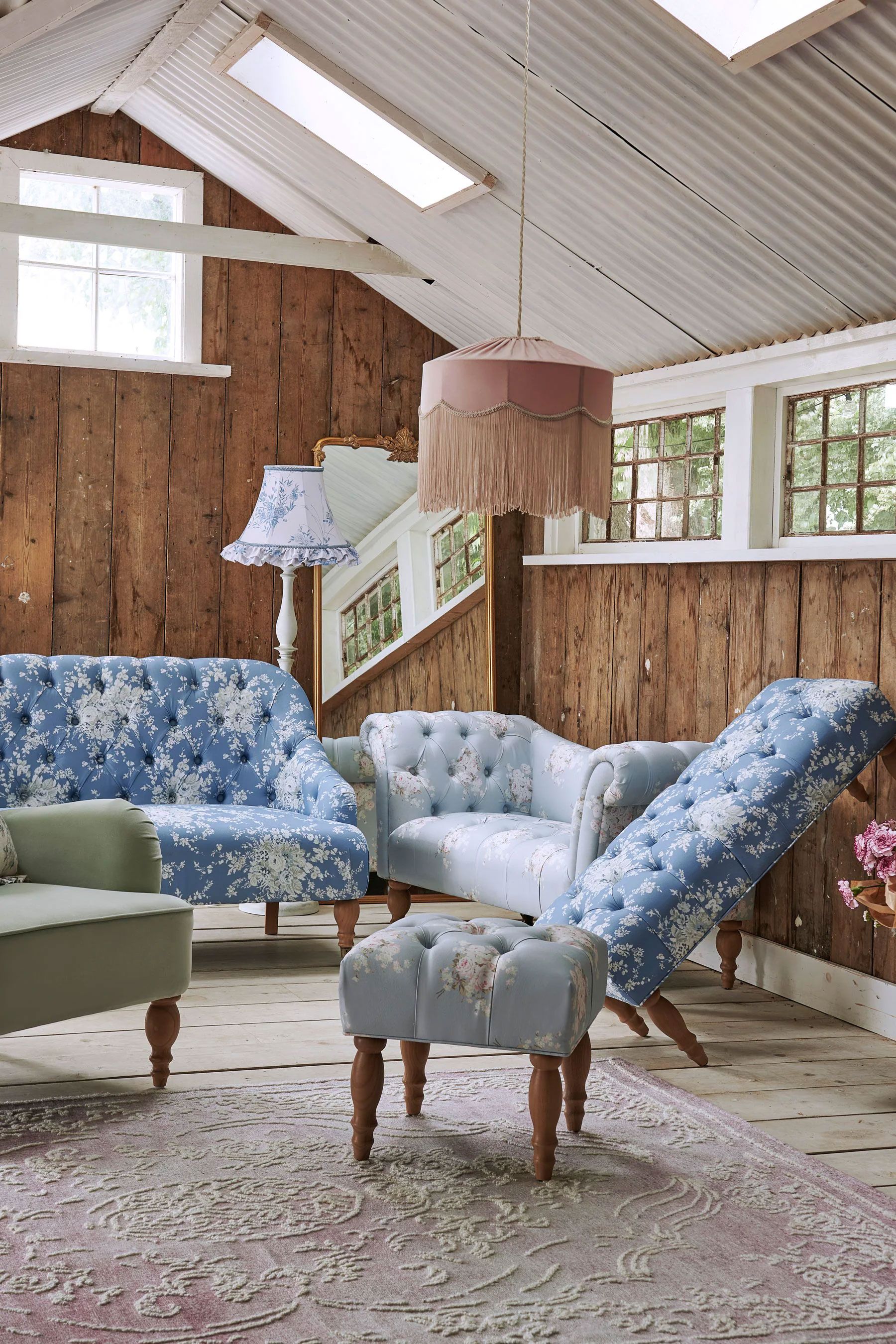 White shabby store chic floor lamp