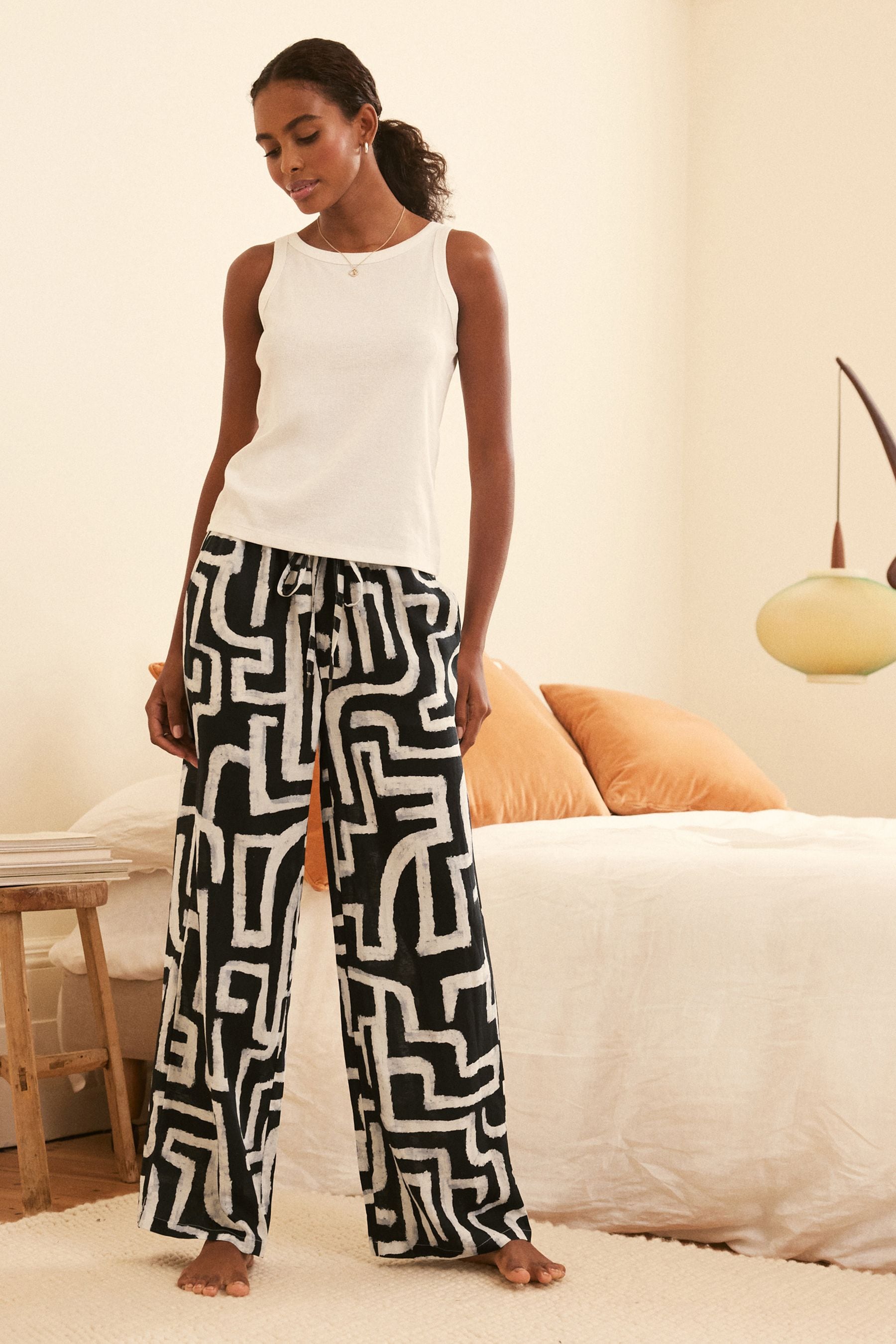 Linen pyjama trousers hotsell