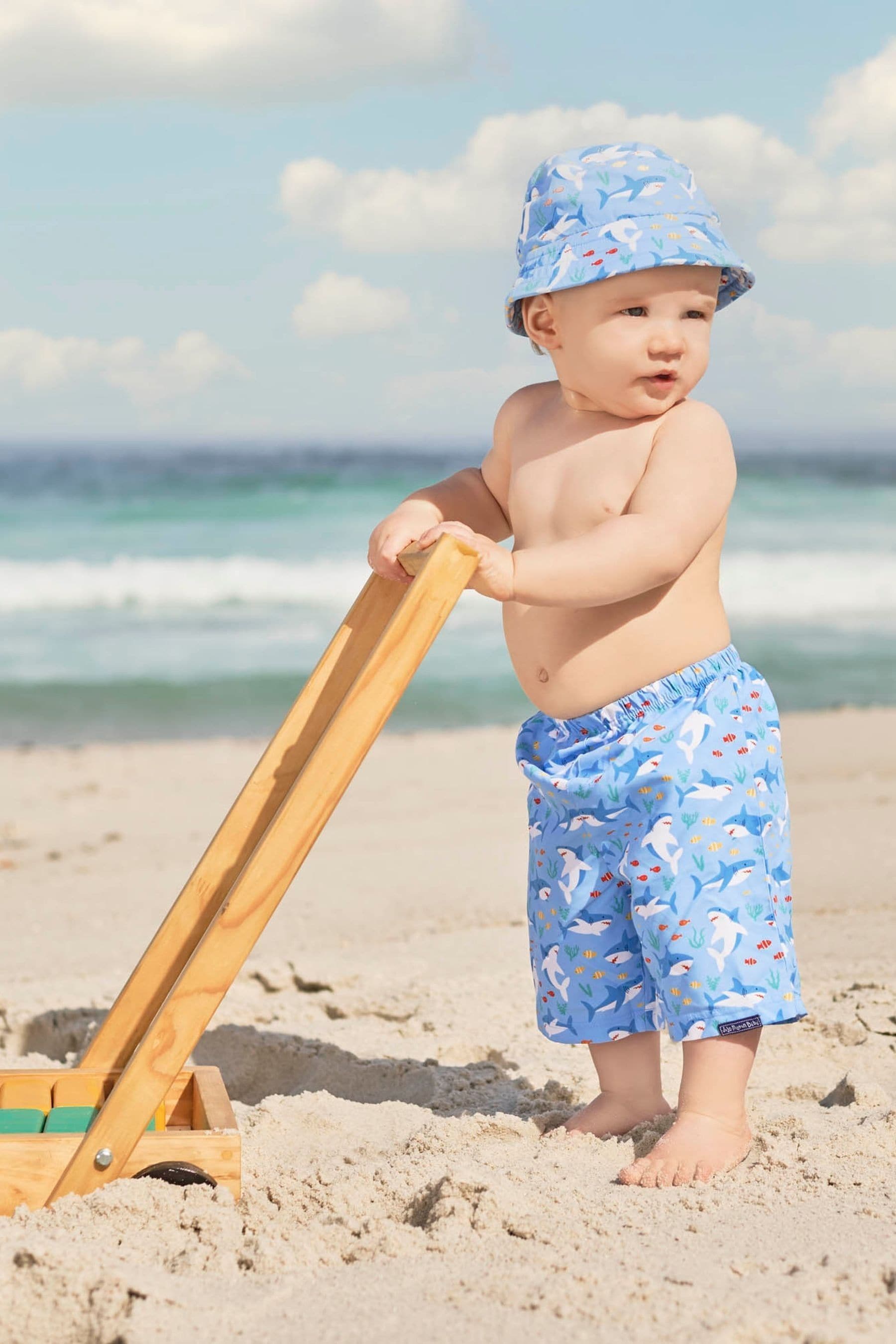 Swim shorts with nappy shop