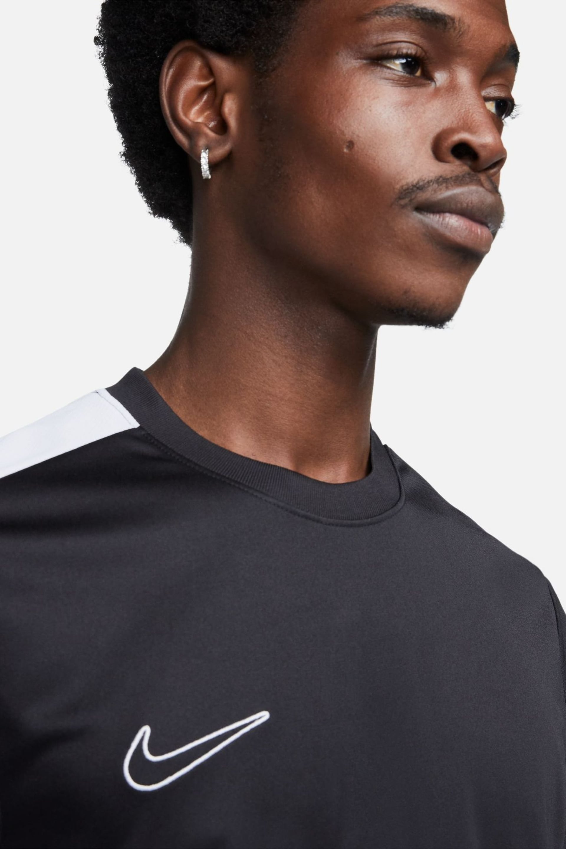 Nike Black Dri-FIT Academy Training T-Shirt - Image 4 of 5