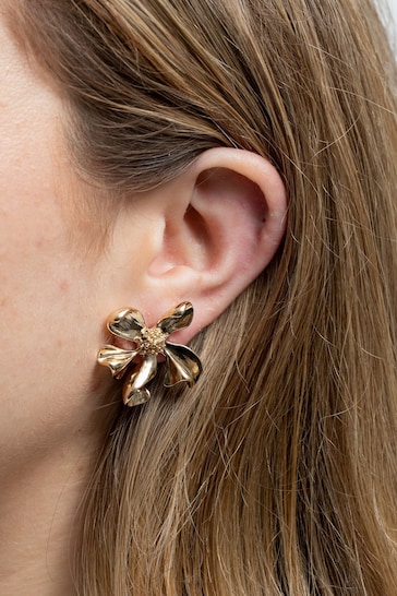 Mood Gold Polished Dipped Flower Stud Earrings
