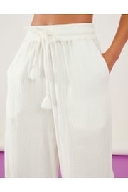 Accessorize White Crinkle Beach Trousers - Image 3 of 4